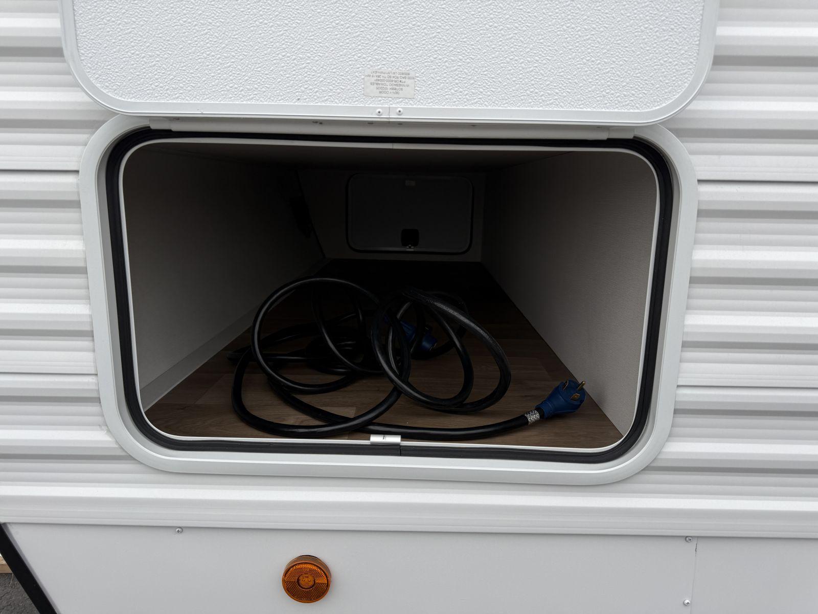 2026 Winnebago 2026 Winnebago Access - thumbnail 6