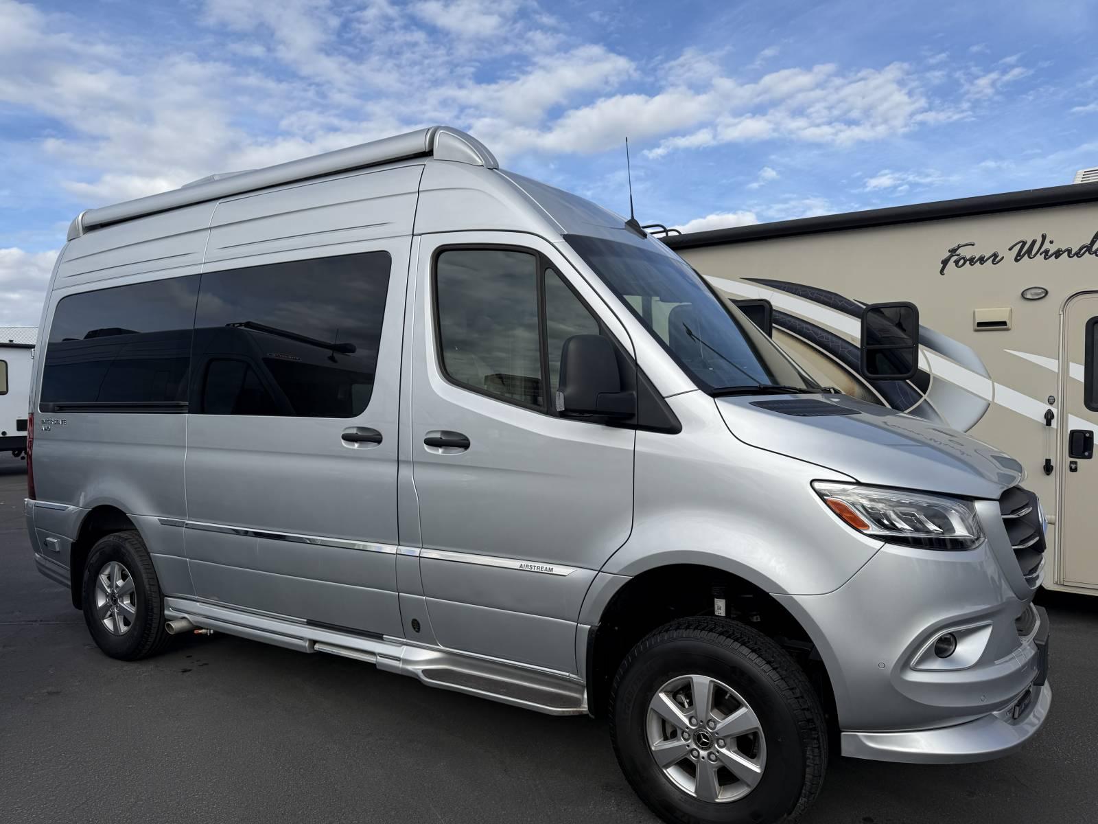 2025 Airstream 2025 Airstream Interstate - thumbnail 3