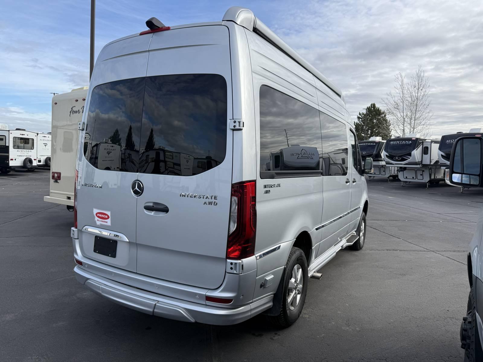 2025 Airstream 2025 Airstream Interstate - thumbnail 4