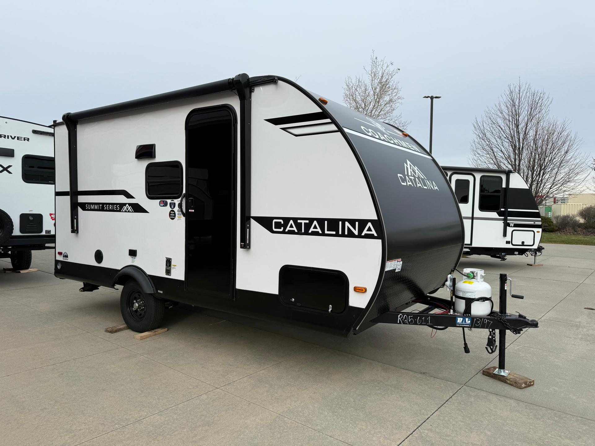 2026 Coachmen 2026 Coachmen Catalina Summit Series 7 - thumbnail 2