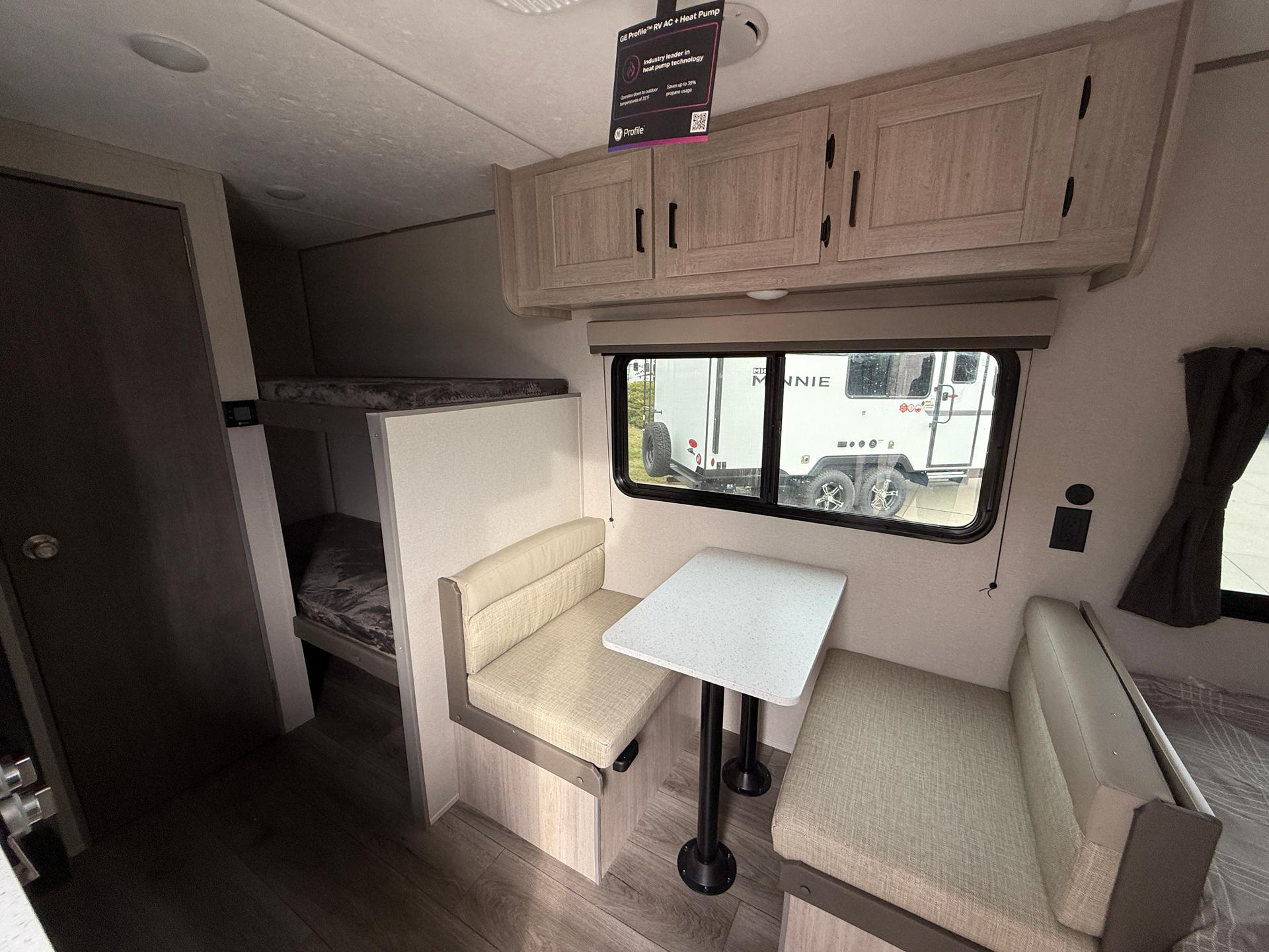 2026 Coachmen 2026 Coachmen Catalina Summit Series 7 - thumbnail 11