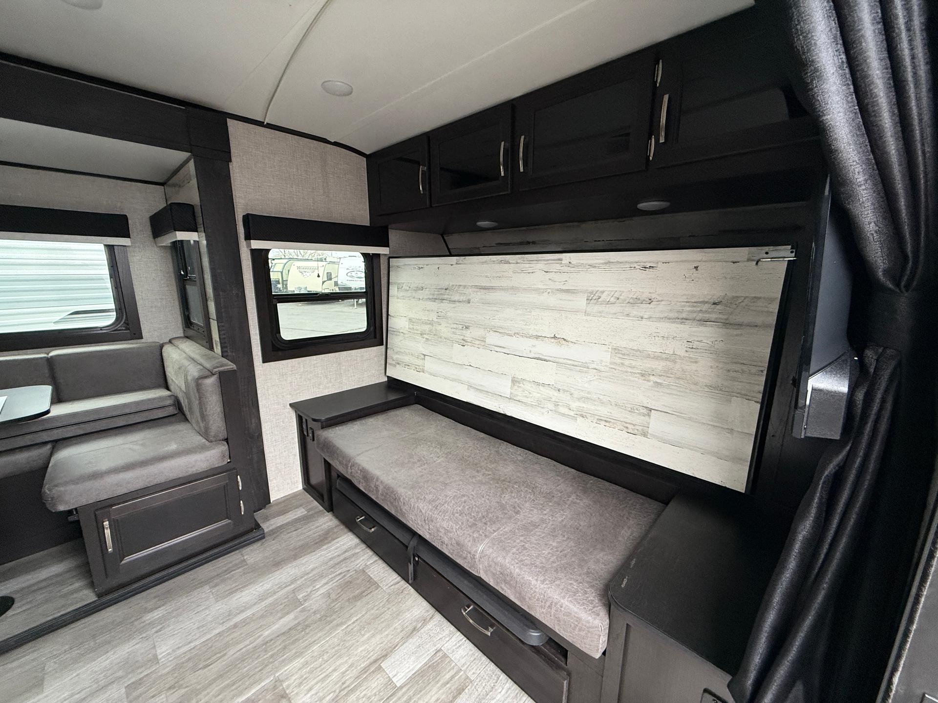 2023 Jayco 2023 Jayco Jay Feather - thumbnail 10