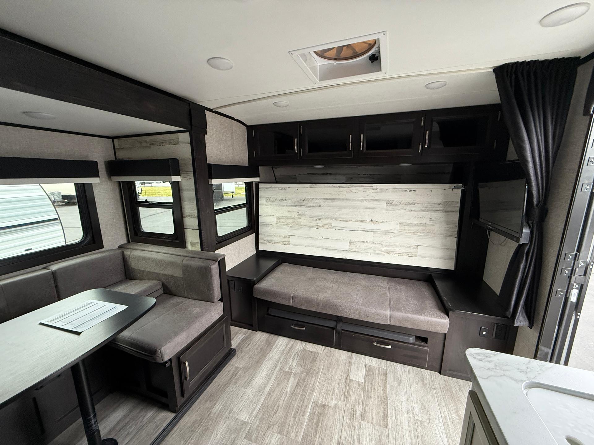 2023 Jayco 2023 Jayco Jay Feather - thumbnail 18