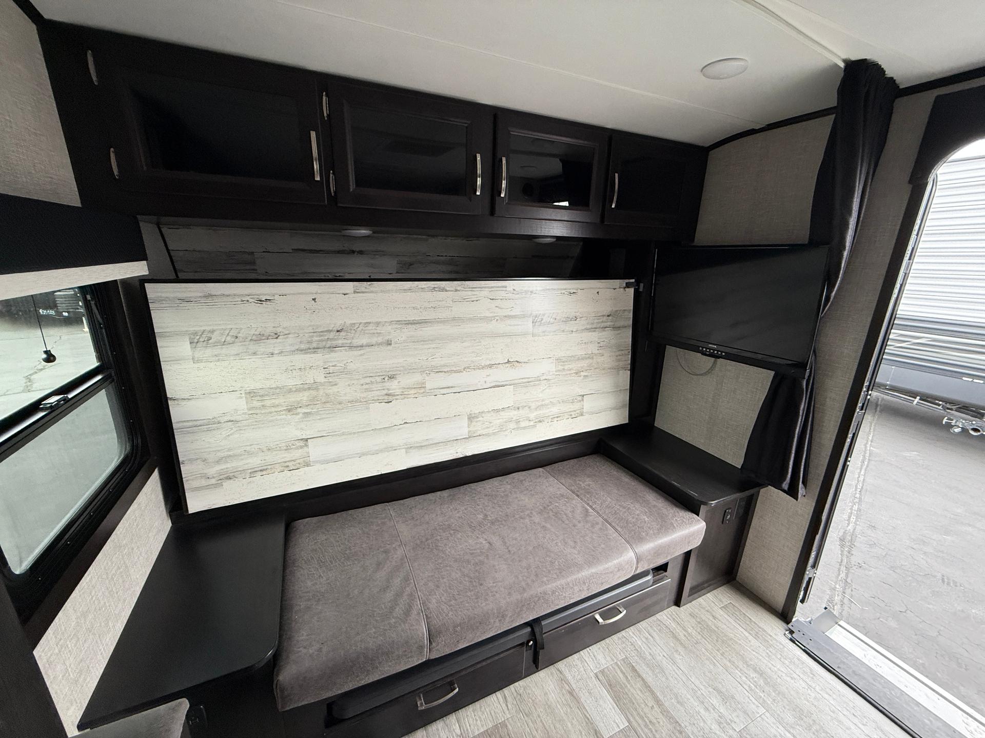 2023 Jayco 2023 Jayco Jay Feather - thumbnail 19