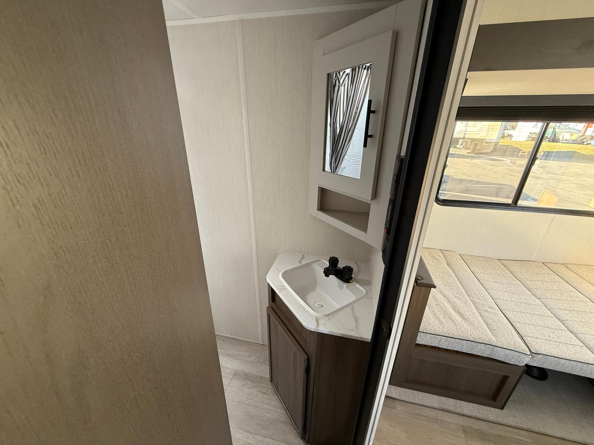 2026 Prime Time RV 2026 Prime Time RV Avenger - thumbnail 15