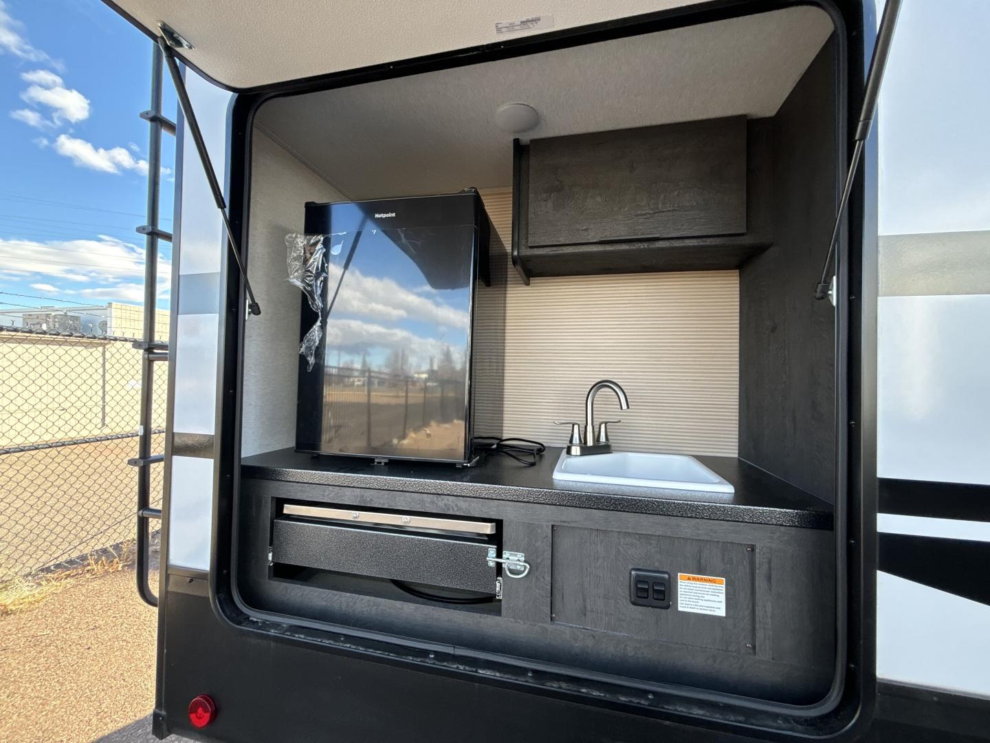 2025 Keystone RV 2025 Keystone RV Cruiser - thumbnail 9