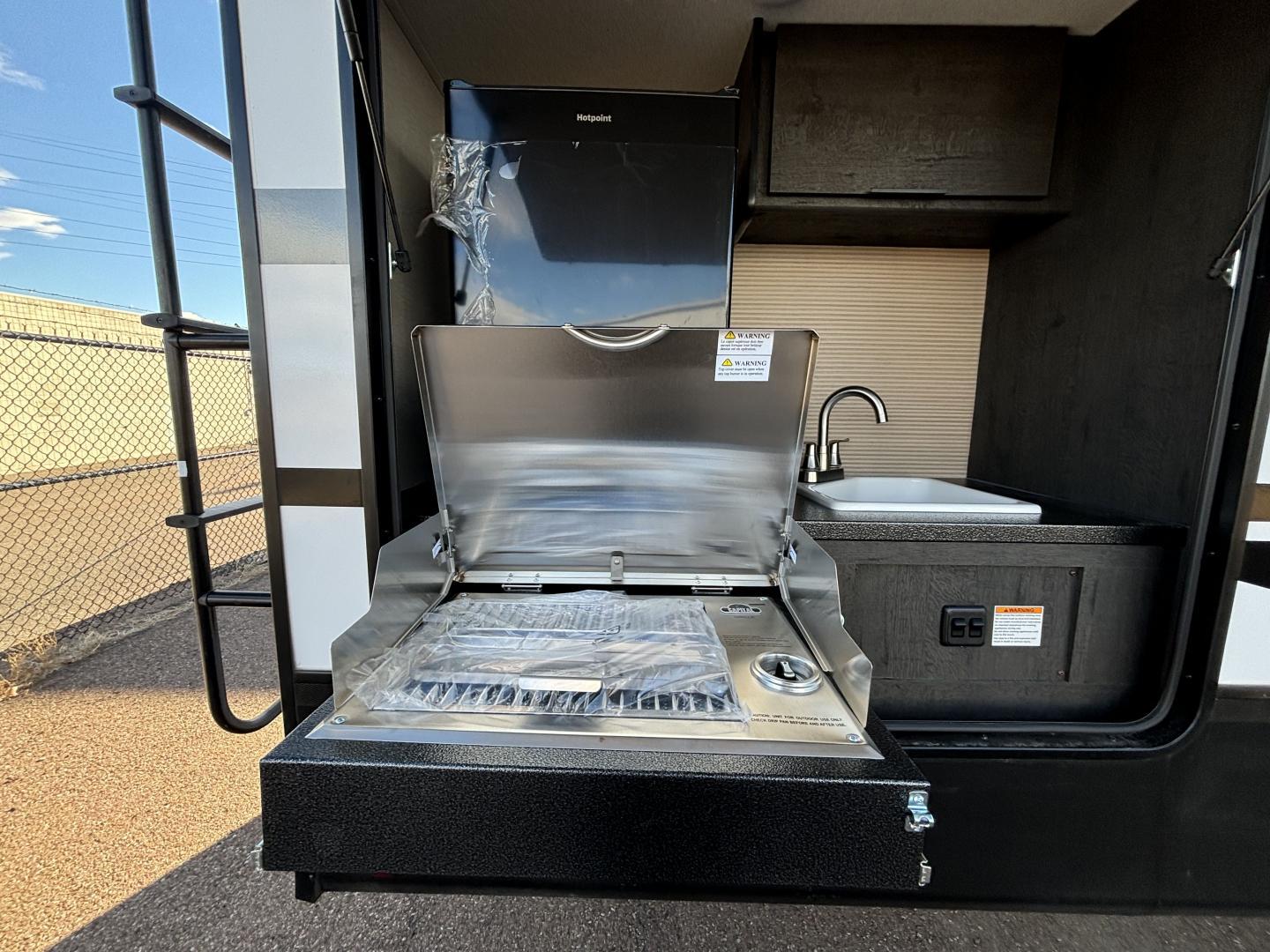 2025 Keystone RV 2025 Keystone RV Cruiser - thumbnail 8