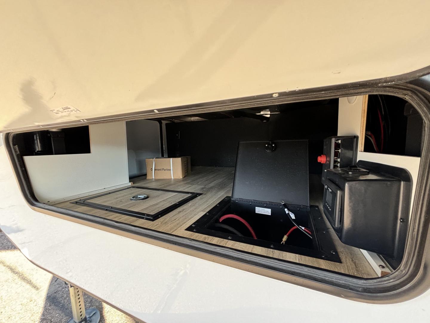 2025 Keystone RV 2025 Keystone RV Cruiser - thumbnail 5