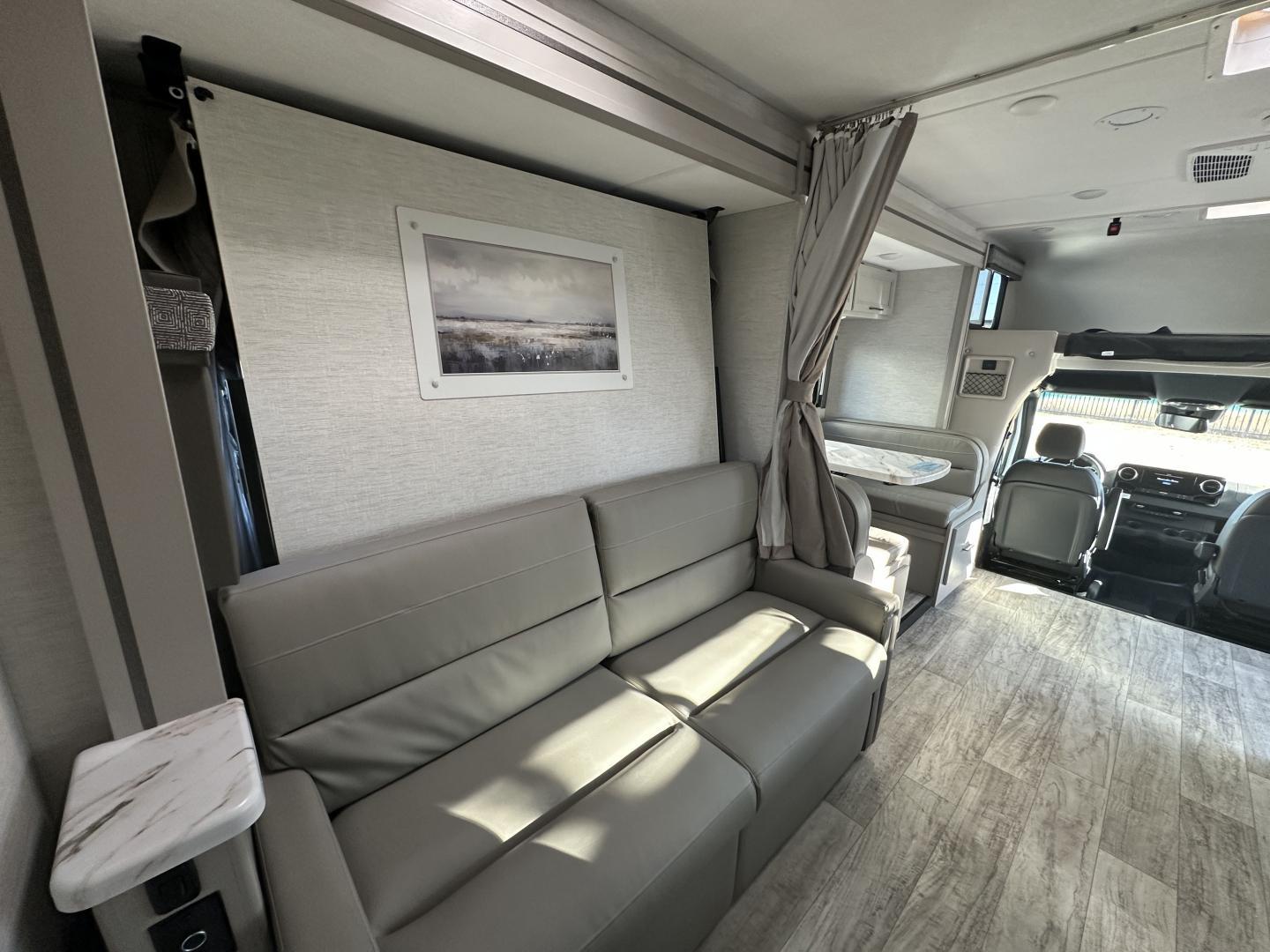 2025 Thor Motor Coach 2025 Thor Motor Coach Chateau - thumbnail 24