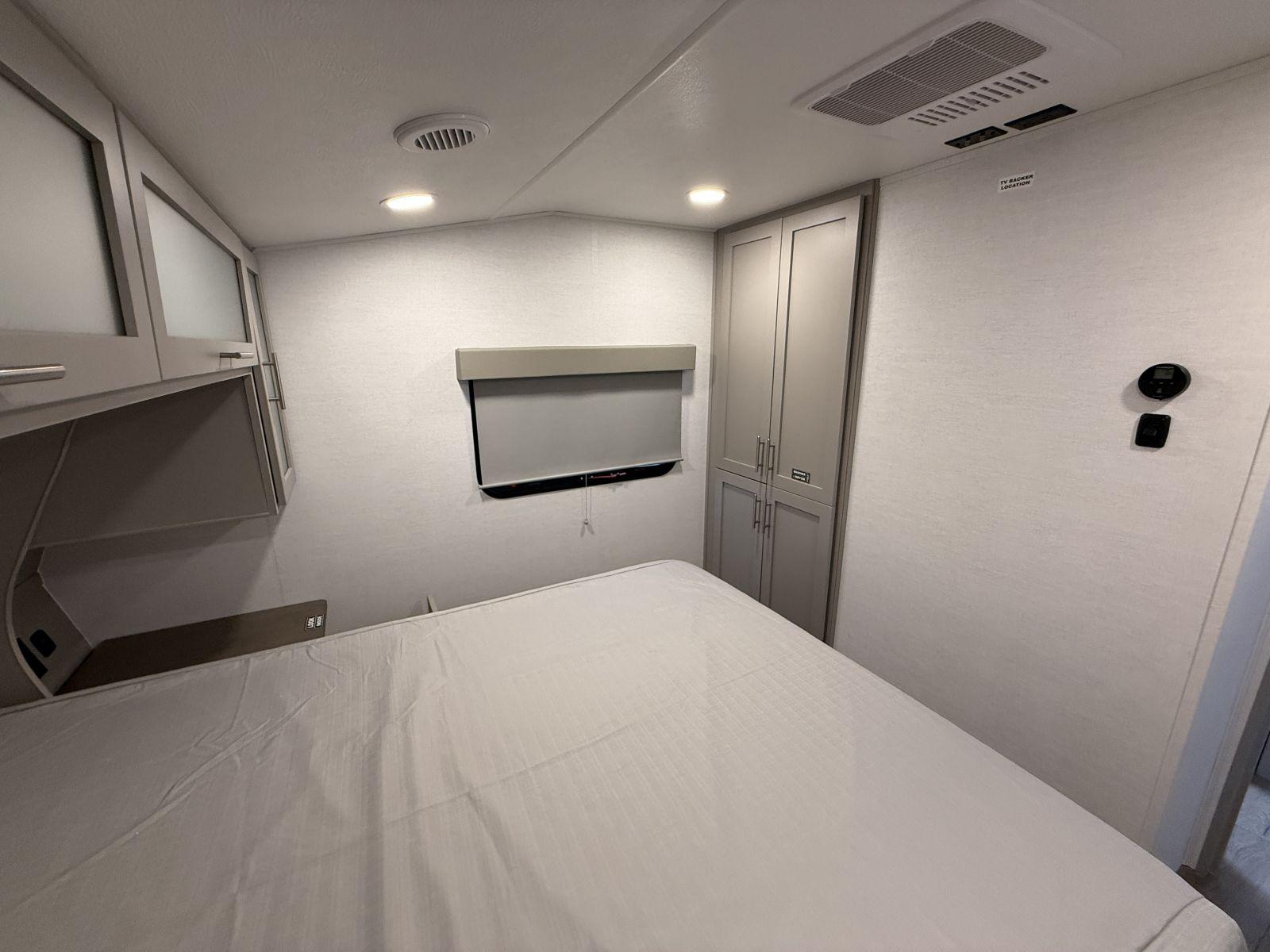 2026 Alliance RV 2026 Alliance RV Avenue All Access - thumbnail 25