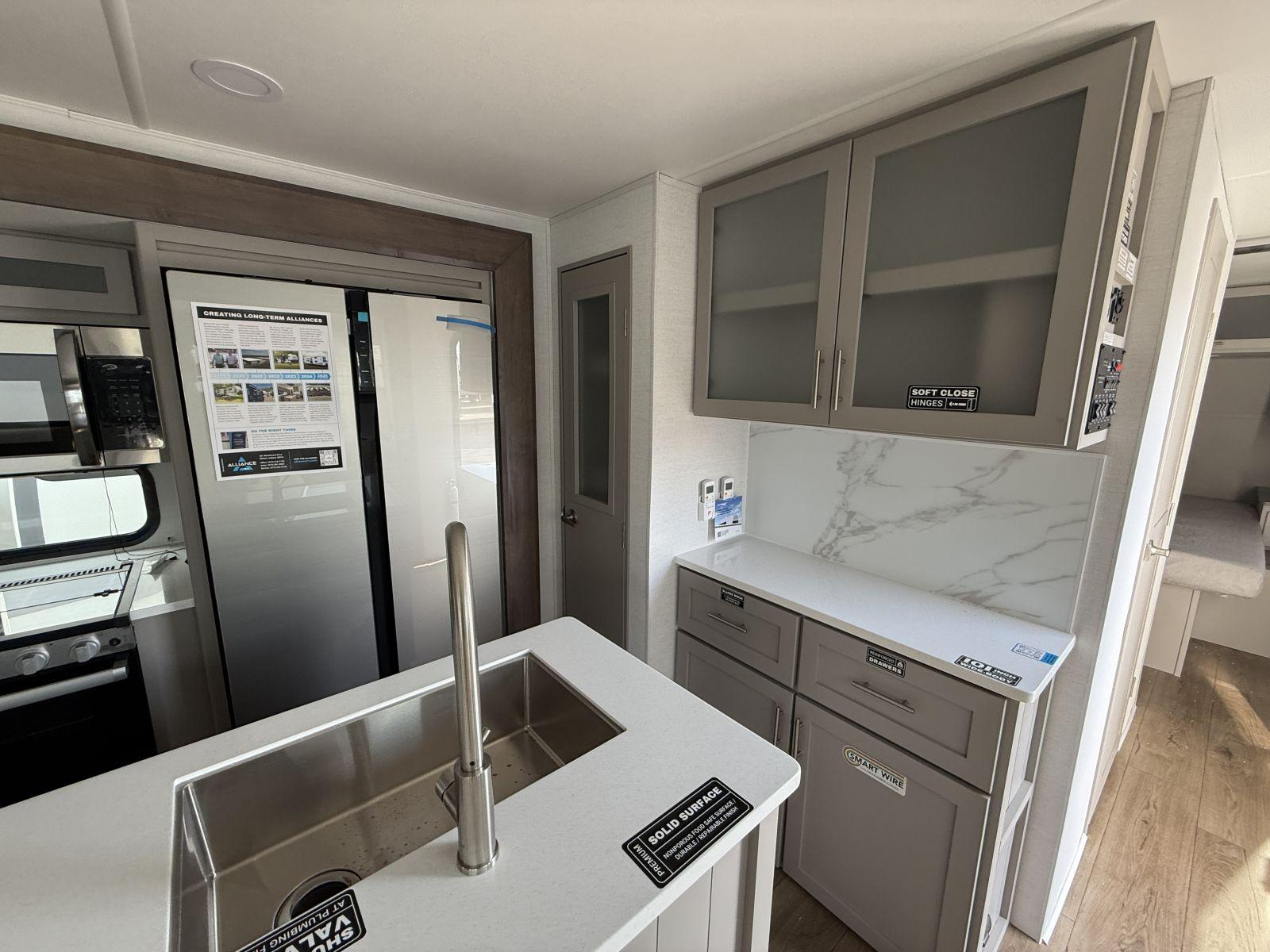 2026 Alliance RV 2026 Alliance RV Avenue - thumbnail 19