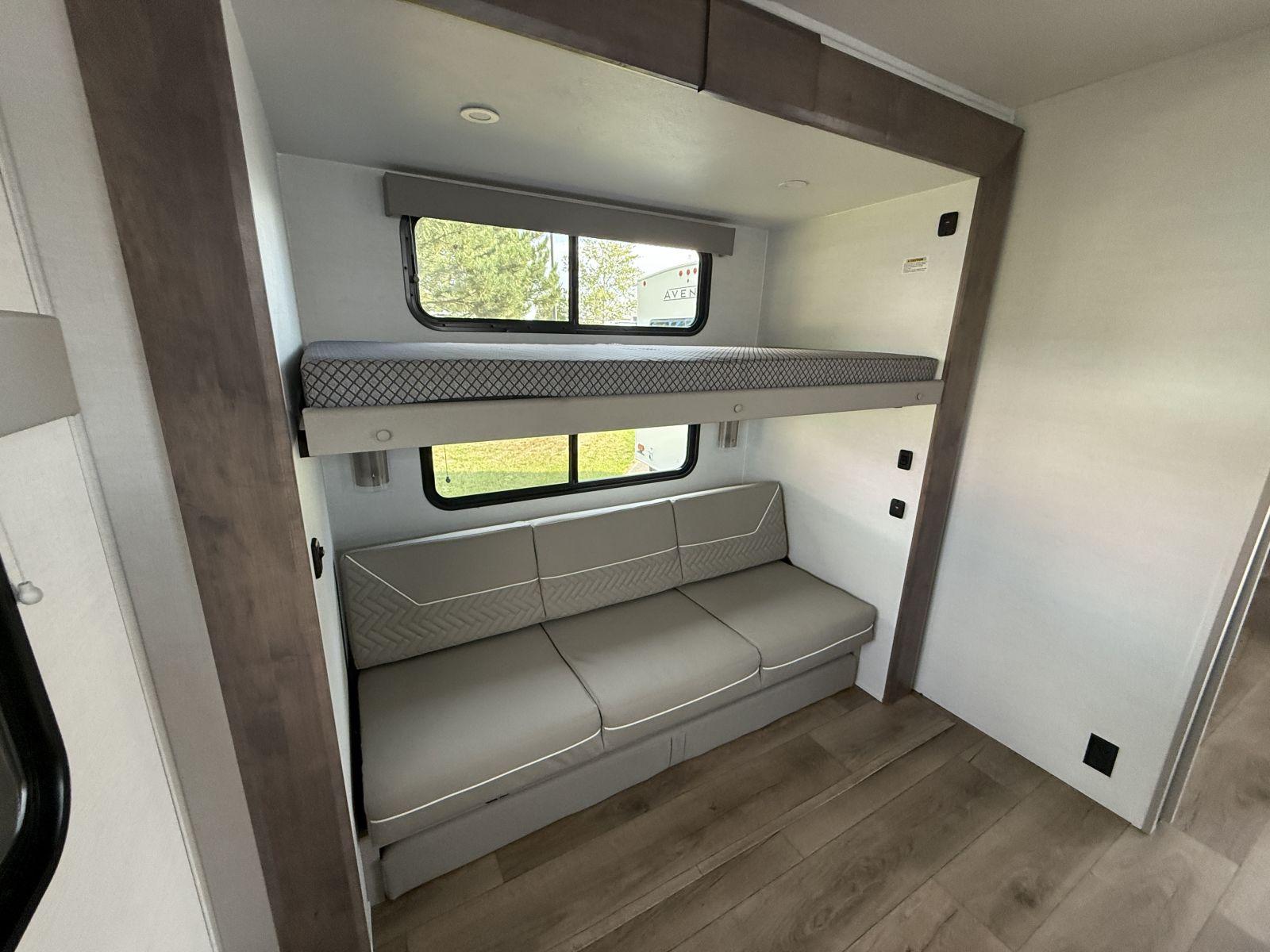 2026 Alliance RV 2026 Alliance RV Avenue - thumbnail 24