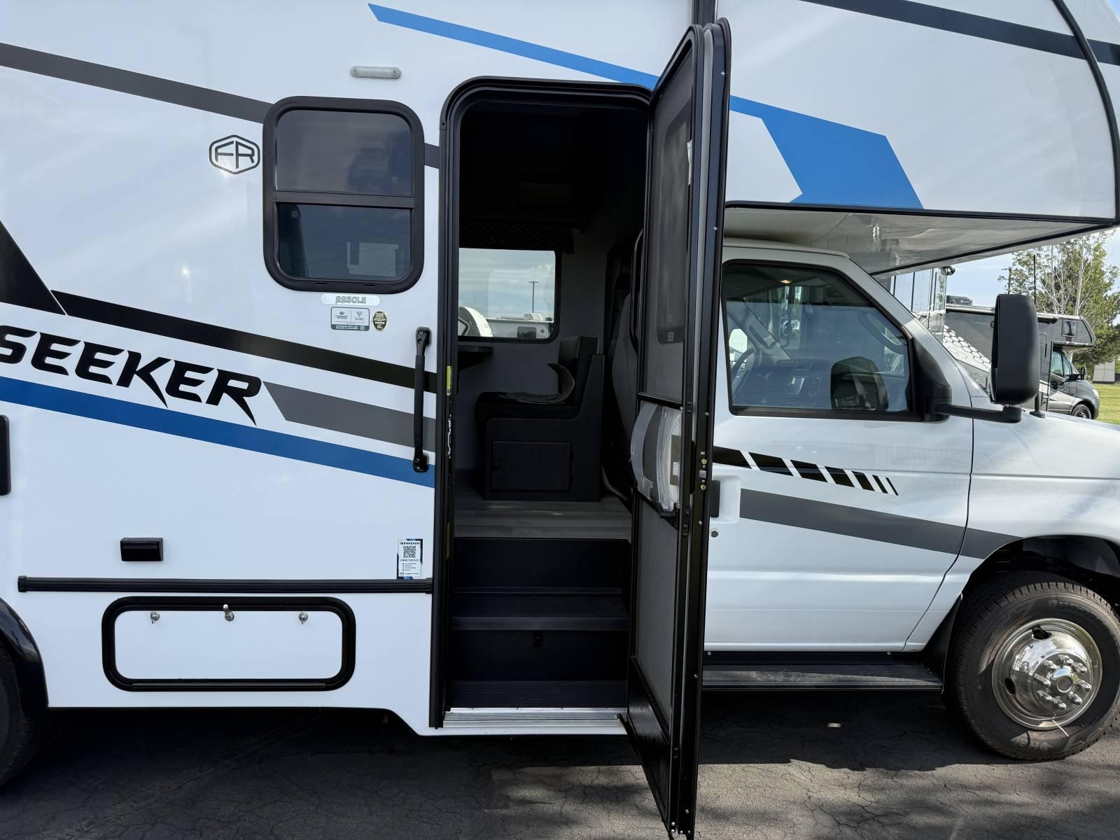 2026 Forest River RV 2026 Forest River RV Sunseeker - thumbnail 18