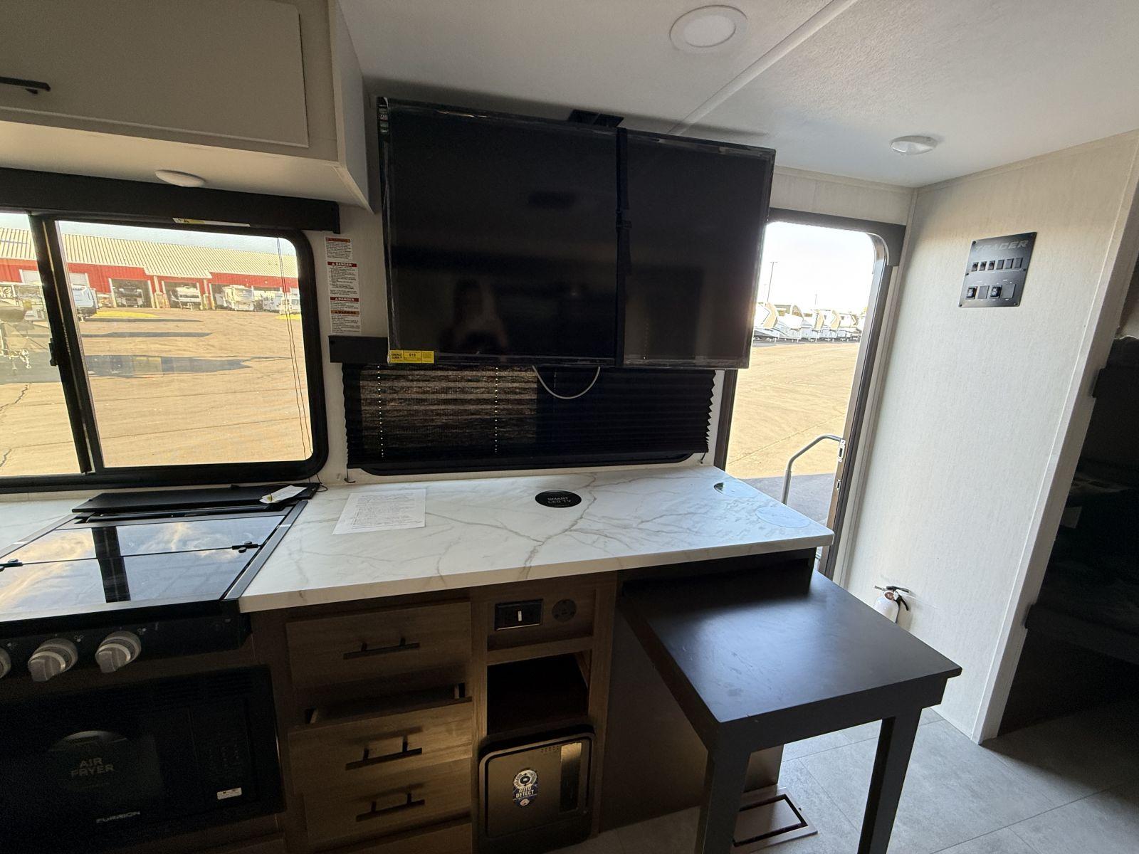 2026 Prime Time RV 2026 Prime Time RV Tracer - thumbnail 19