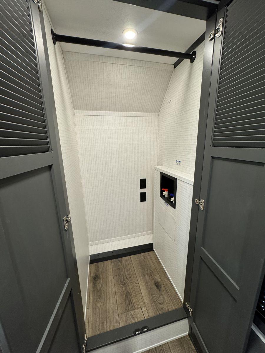 2026 Forest River RV 2026 Forest River RV Xlr Nitro Toy Hauler - thumbnail 33