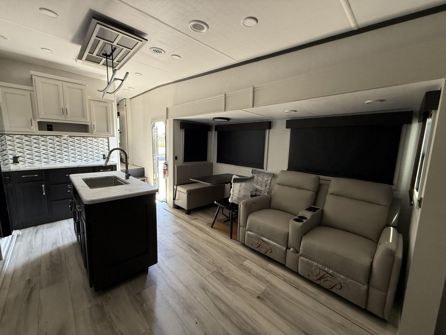 2026 Keystone RV 2026 Keystone RV Arcadia Super Lite - thumbnail 18