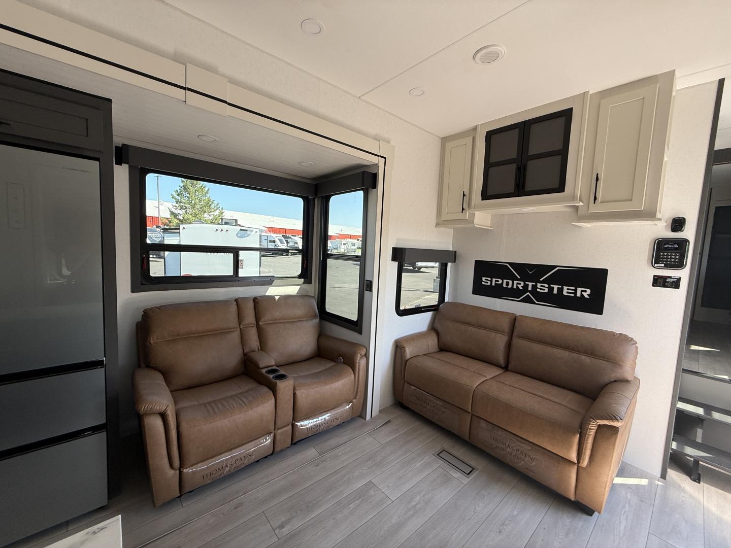 2026 KZ RV 2026 KZ RV Sportster X Toy Hauler - thumbnail 18