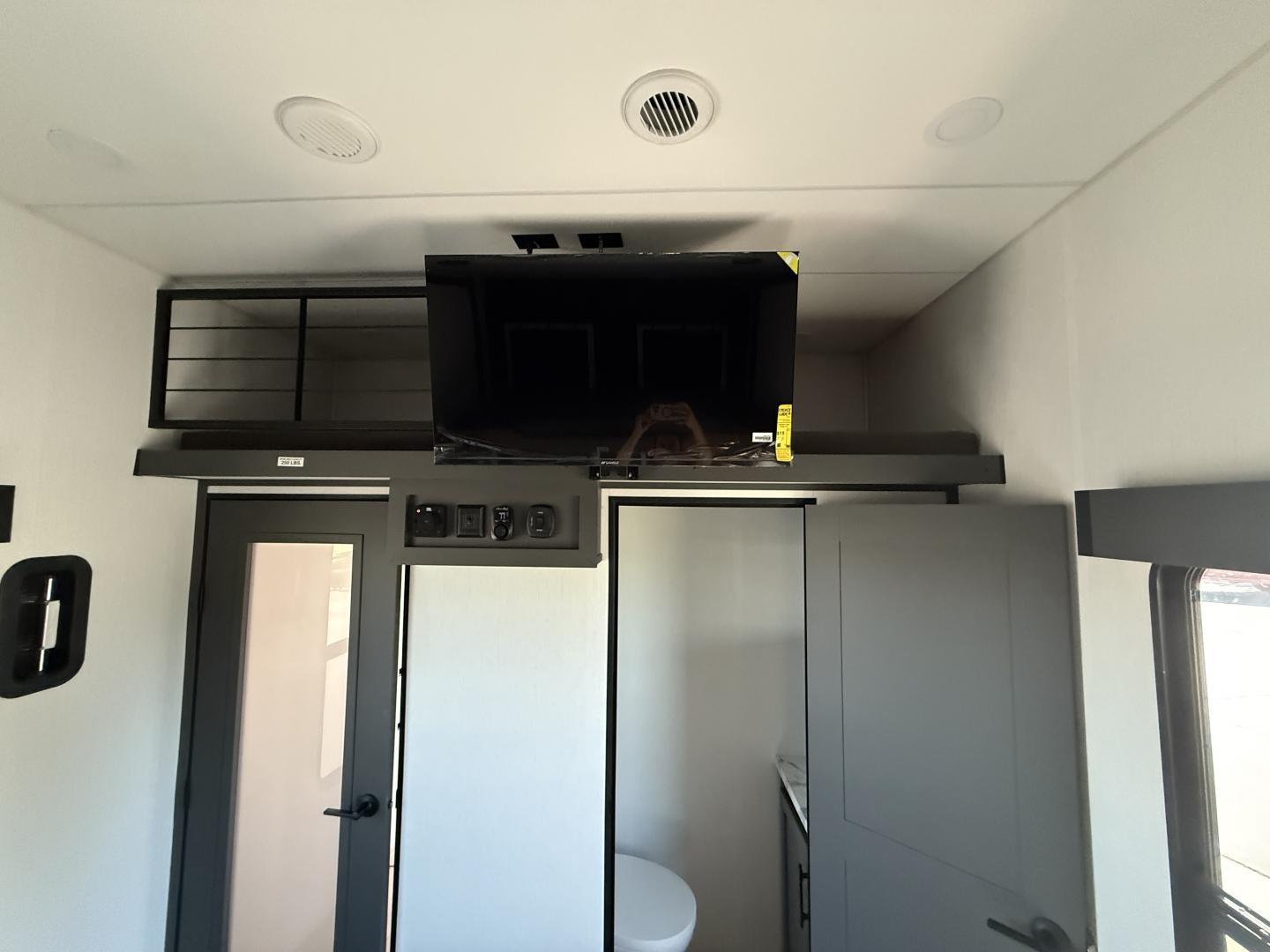 2026 KZ RV 2026 KZ RV Sportster X Toy Hauler - thumbnail 27