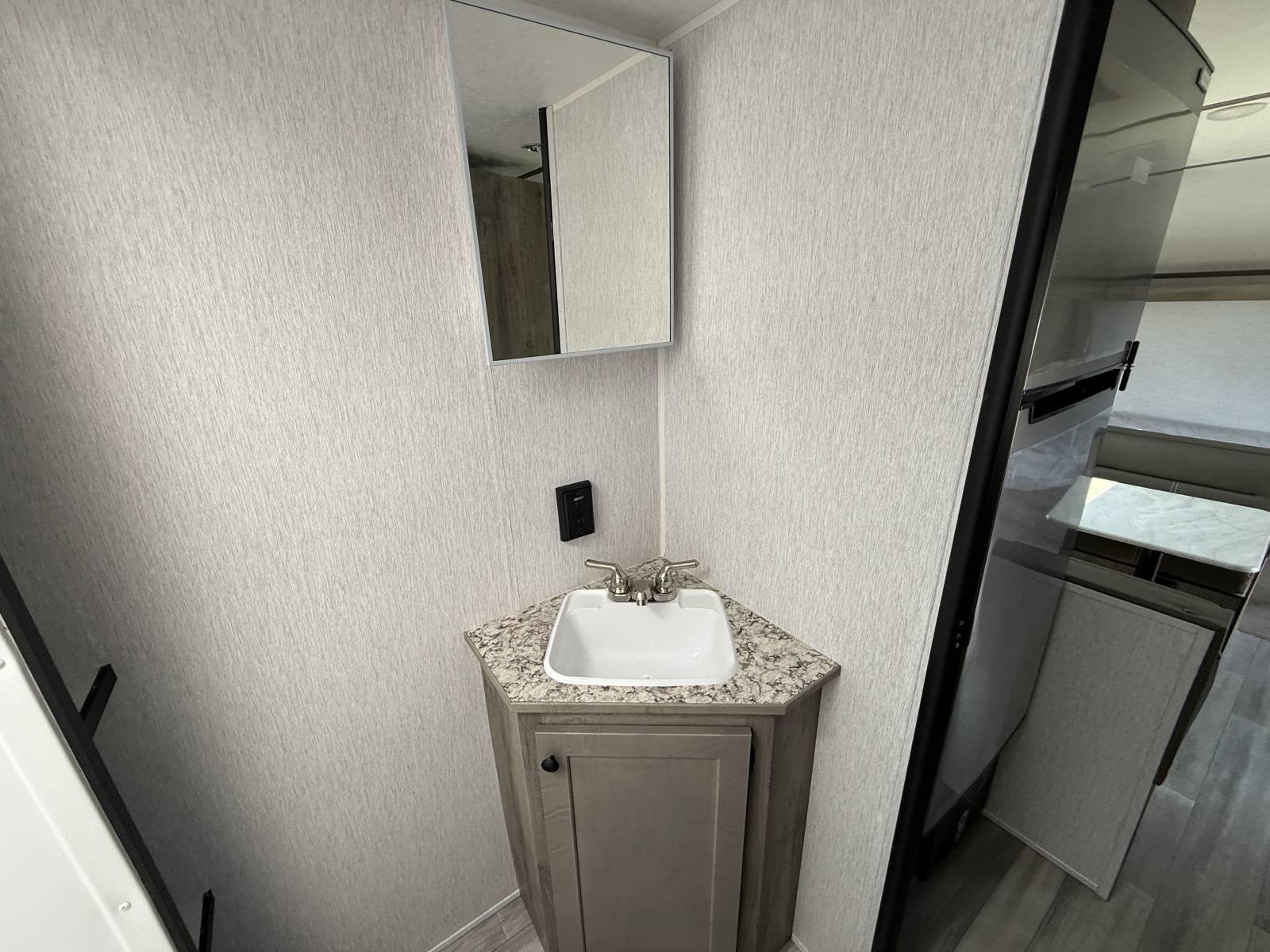 2026 Sunset Park RV 2026 Sunset Park RV Sun Lite - thumbnail 17