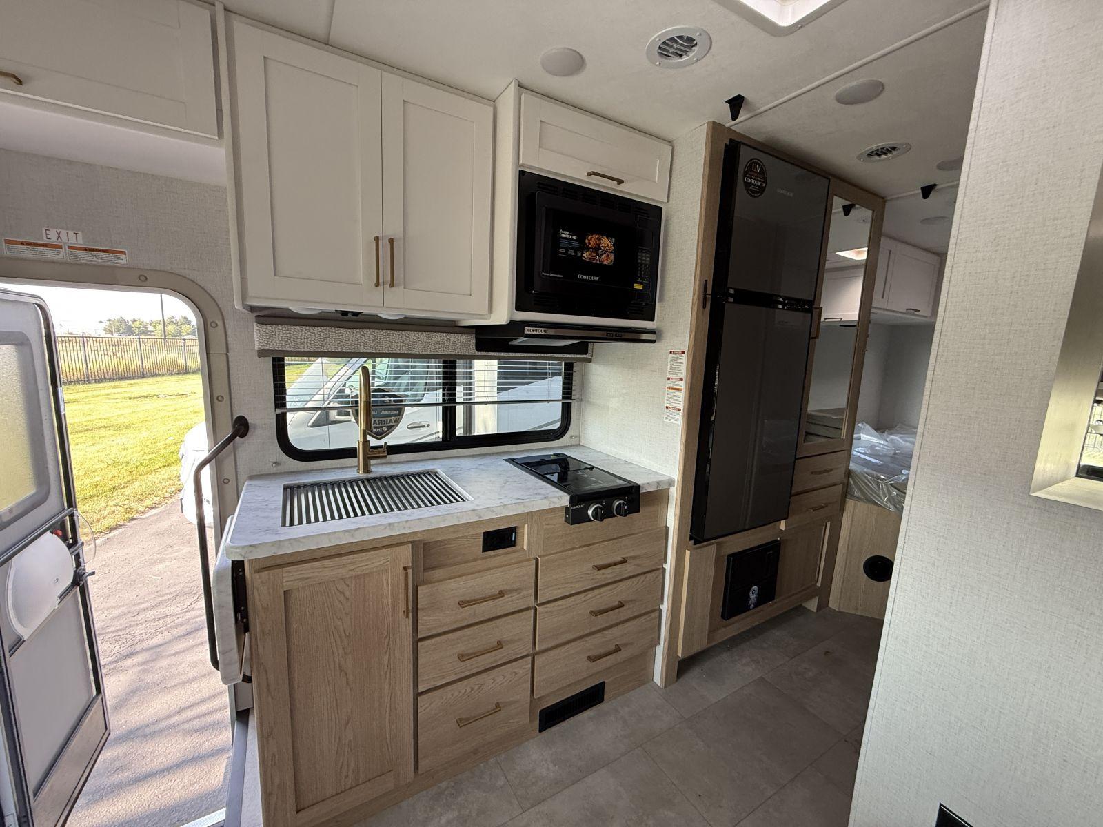 2026 Thor Motor Coach 2026 Thor Motor Coach Chateau - thumbnail 27