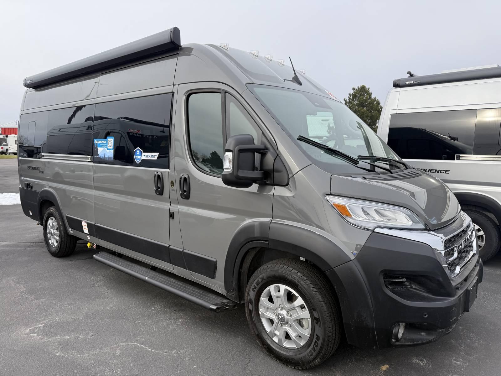 2026 Thor Motor Coach 2026 Thor Motor Coach Sequence - thumbnail 3