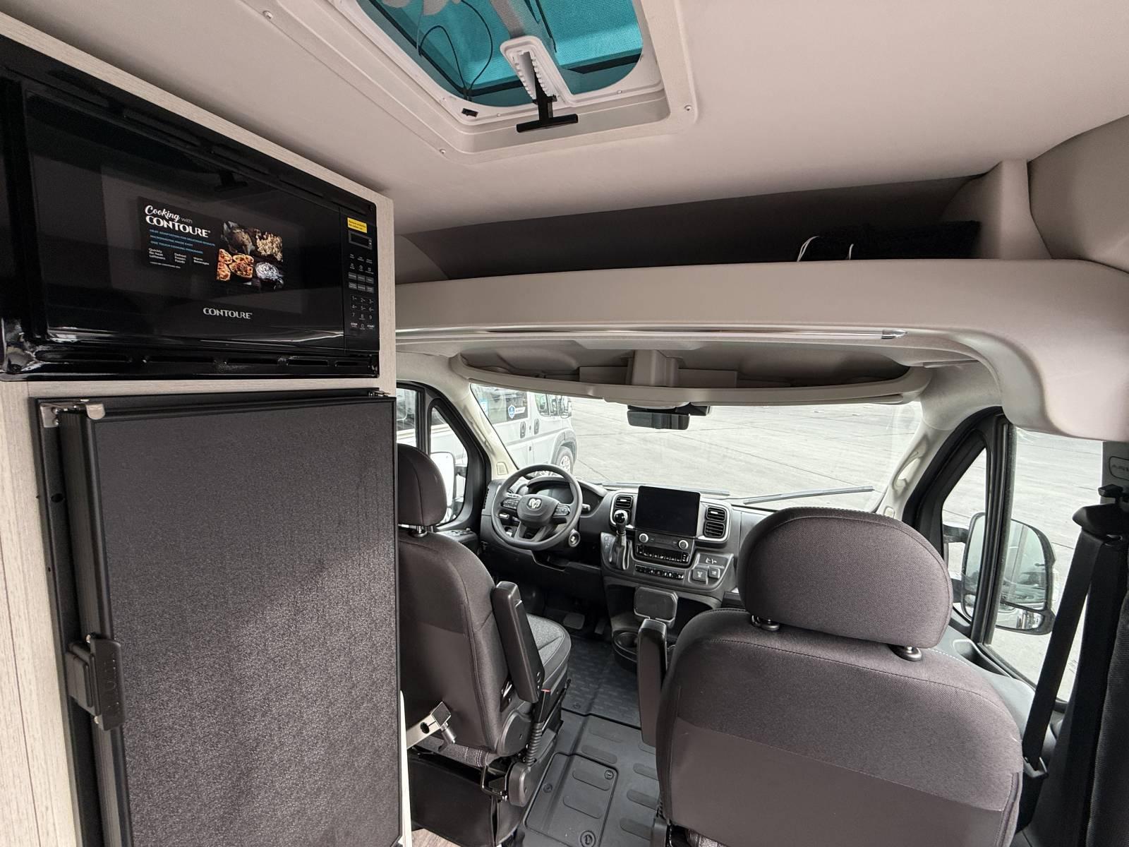 2026 Thor Motor Coach 2026 Thor Motor Coach Sequence - thumbnail 14