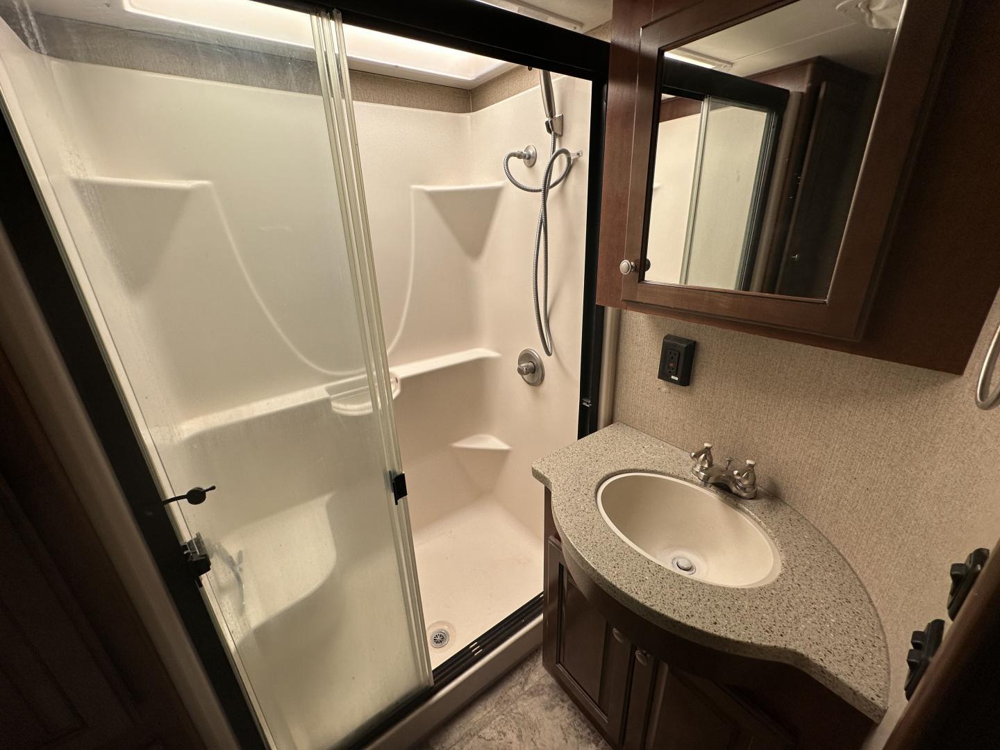 2015 Heartland 2015 Heartland Landmark - thumbnail 23