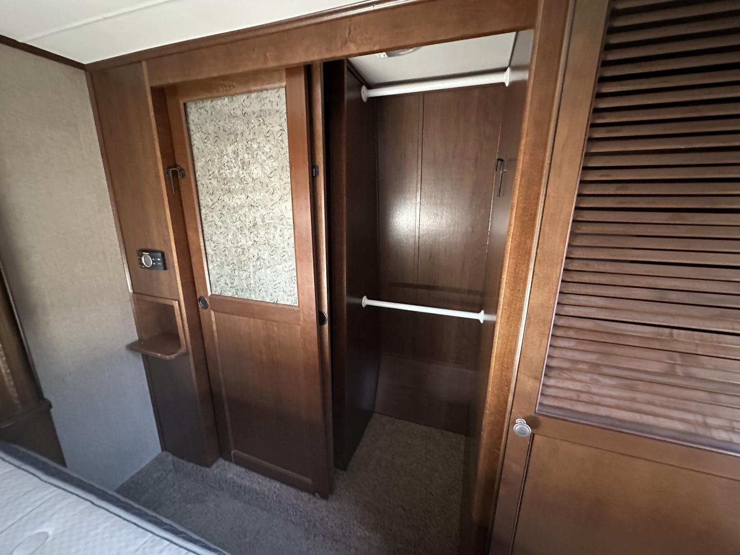 2015 Heartland 2015 Heartland Landmark - thumbnail 27