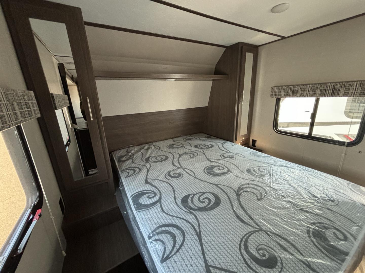 2020 Keystone RV 2020 Keystone RV Hideout - thumbnail 27