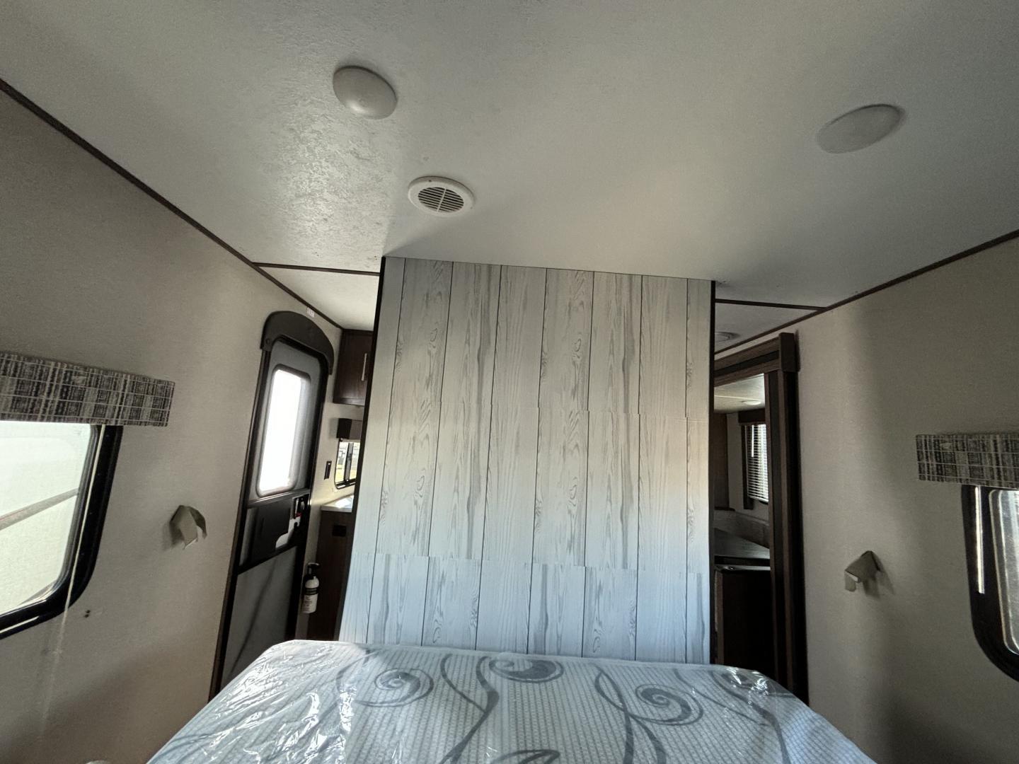 2020 Keystone RV 2020 Keystone RV Hideout - thumbnail 29