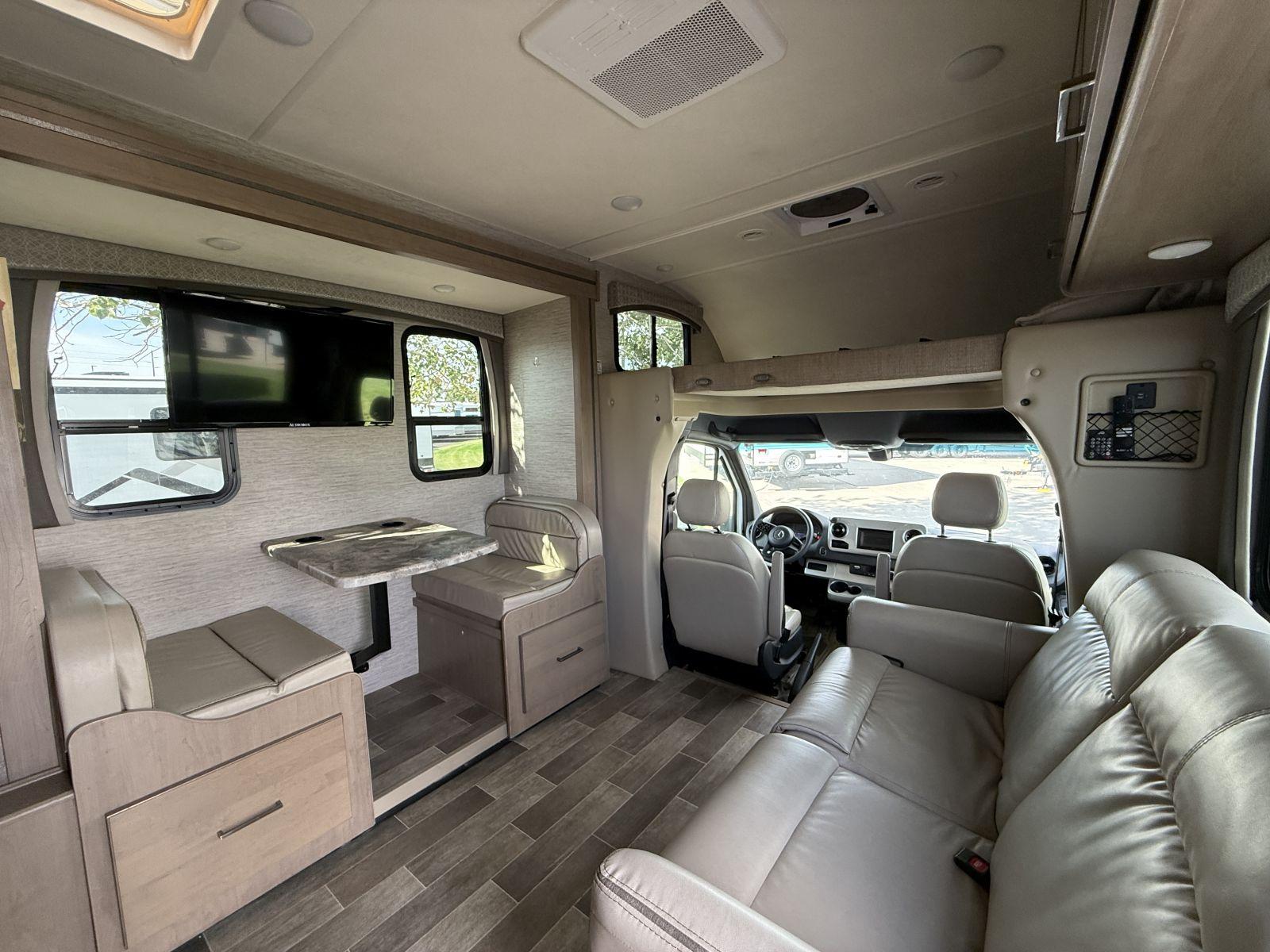 2021 Thor Motor Coach 2021 Thor Motor Coach Chateau - thumbnail 20