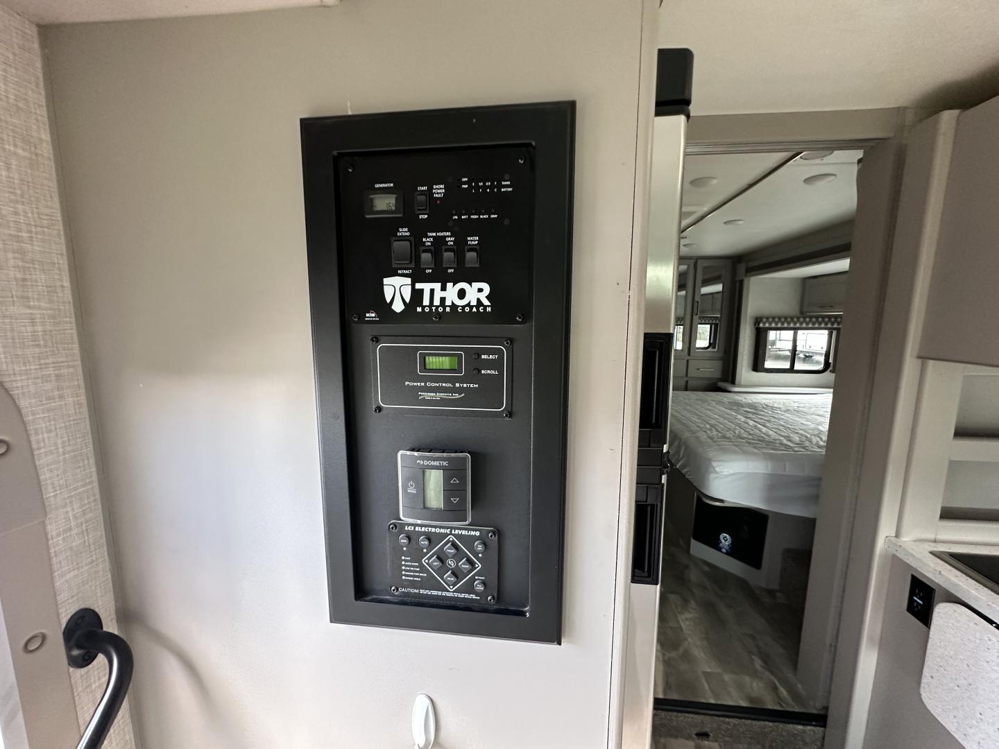 2023 Thor Motor Coach 2023 Thor Motor Coach Quantum - thumbnail 27