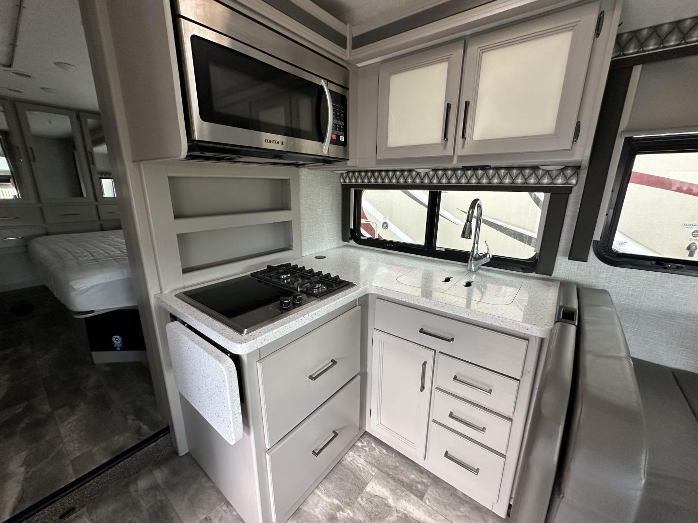 2023 Thor Motor Coach 2023 Thor Motor Coach Quantum - thumbnail 28