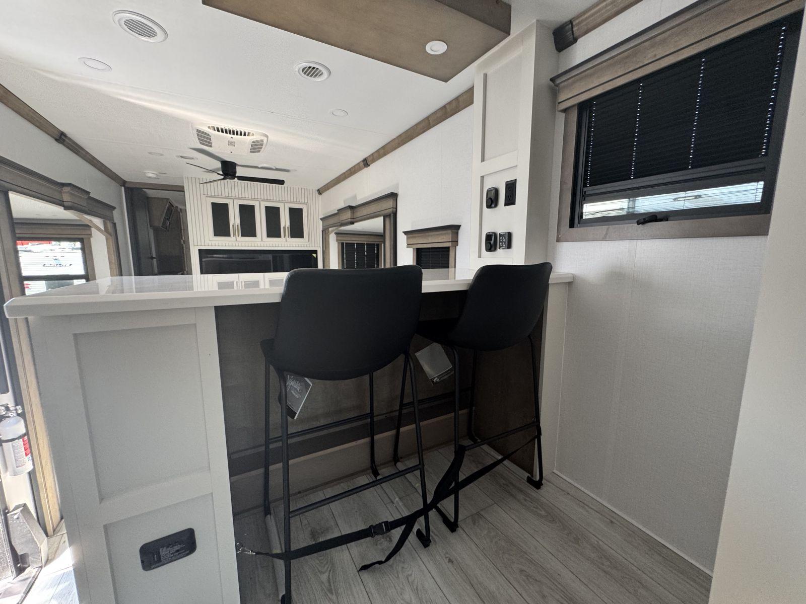 2026 Keystone RV 2026 Keystone RV Montana - thumbnail 23