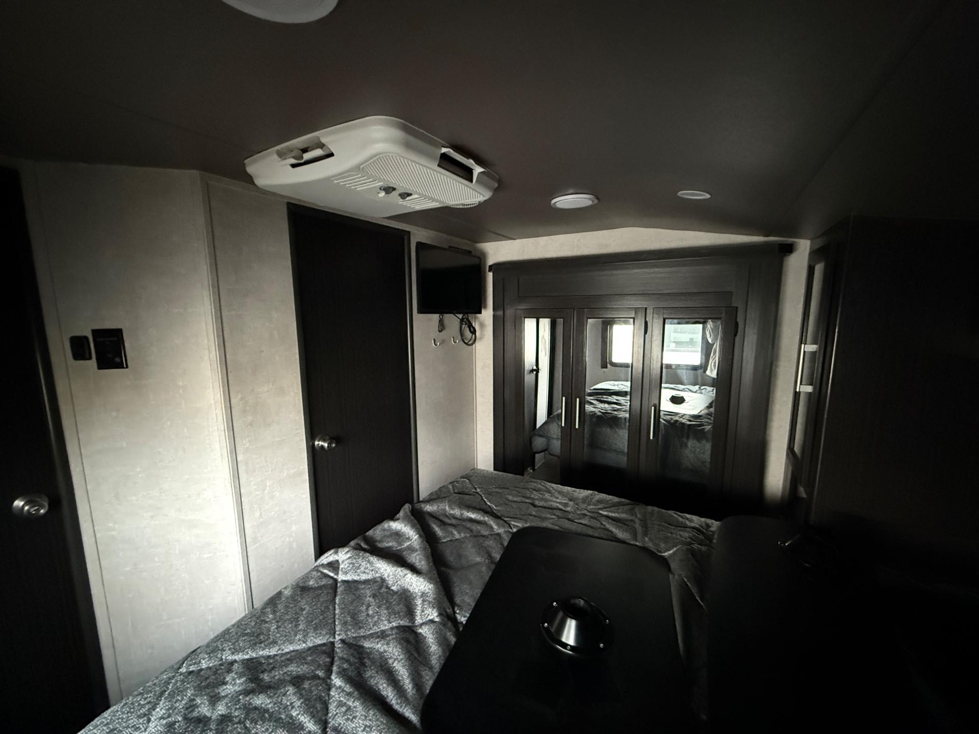 2020 Eclipse 2020 Eclipse Attitude - thumbnail 20