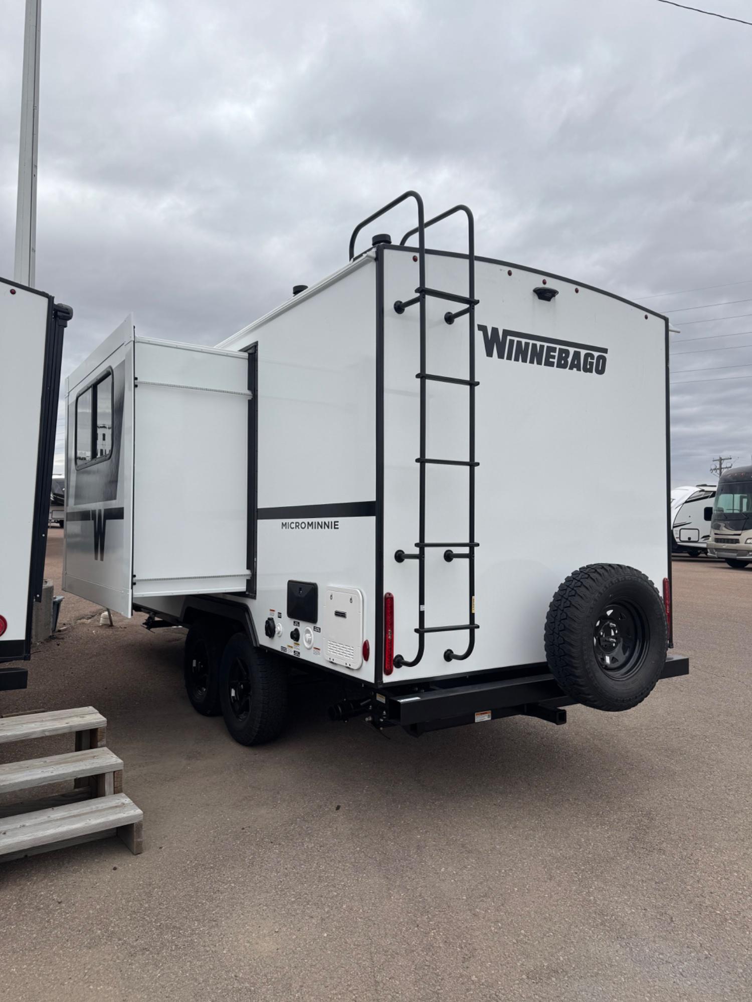 2026 Winnebago 2026 Winnebago Micro Minnie - thumbnail 4