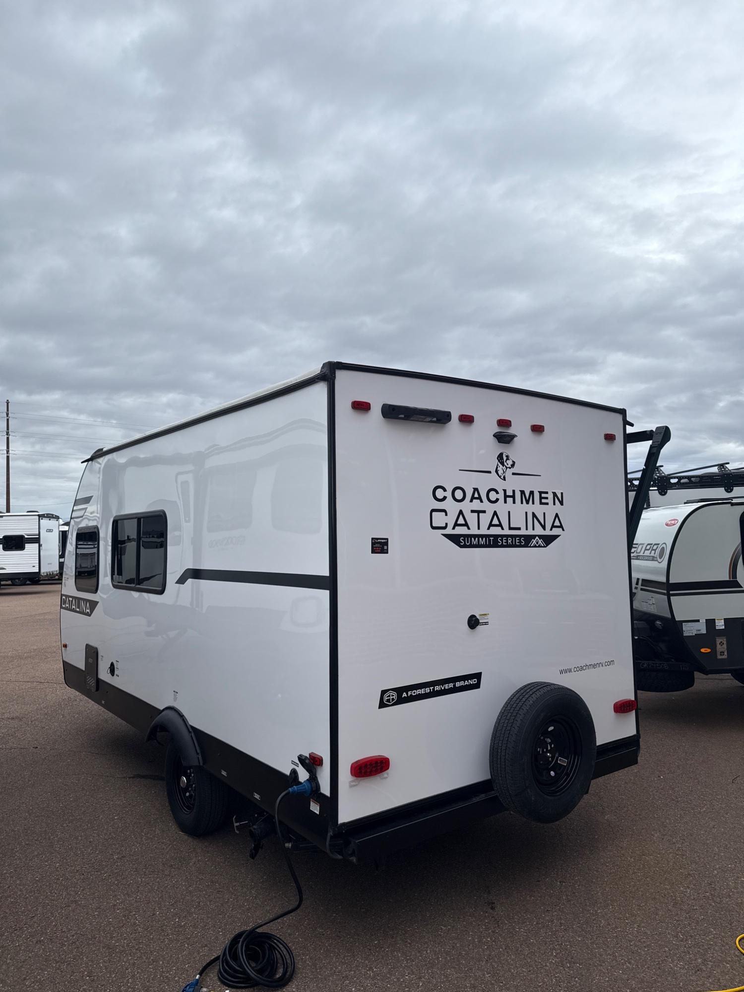 2026 Coachmen 2026 Coachmen Catalina Summit Series 7 - thumbnail 4