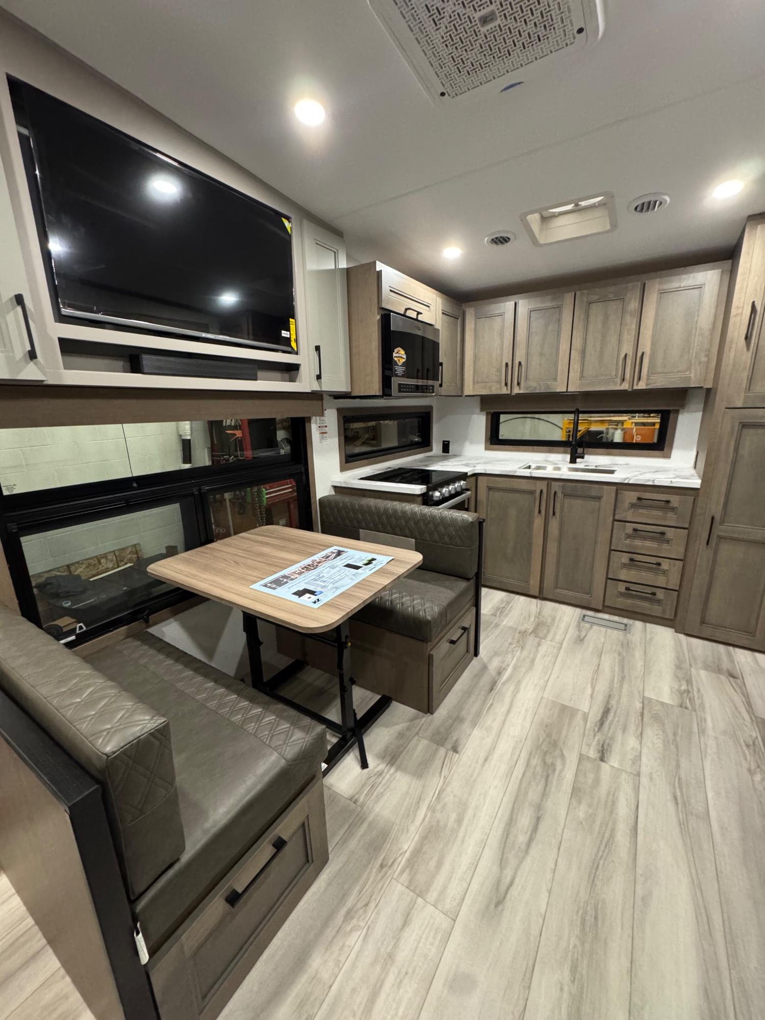2026 KZ RV 2026 KZ RV Durango Half Ton - thumbnail 8
