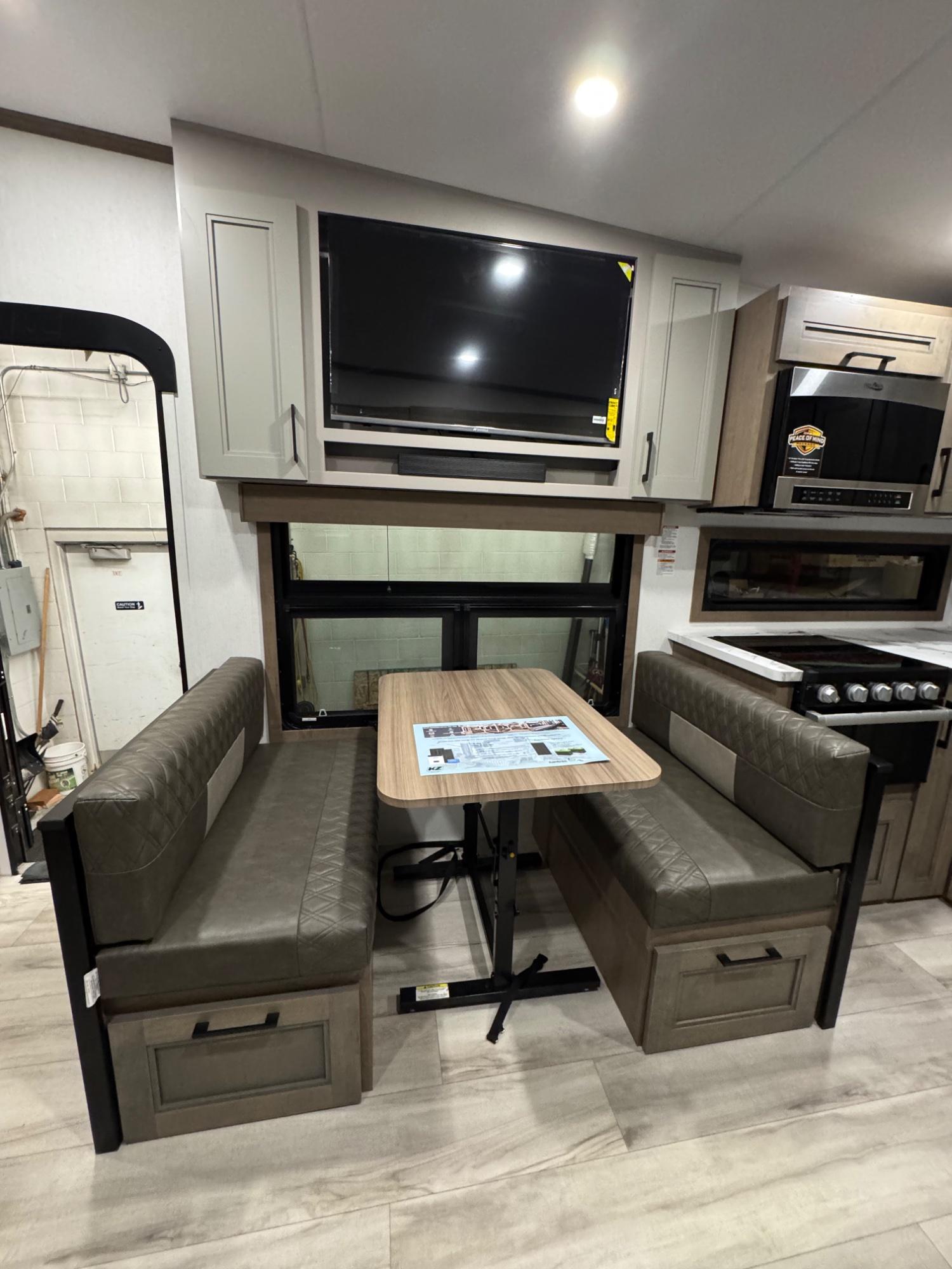 2026 KZ RV 2026 KZ RV Durango Half Ton - thumbnail 9