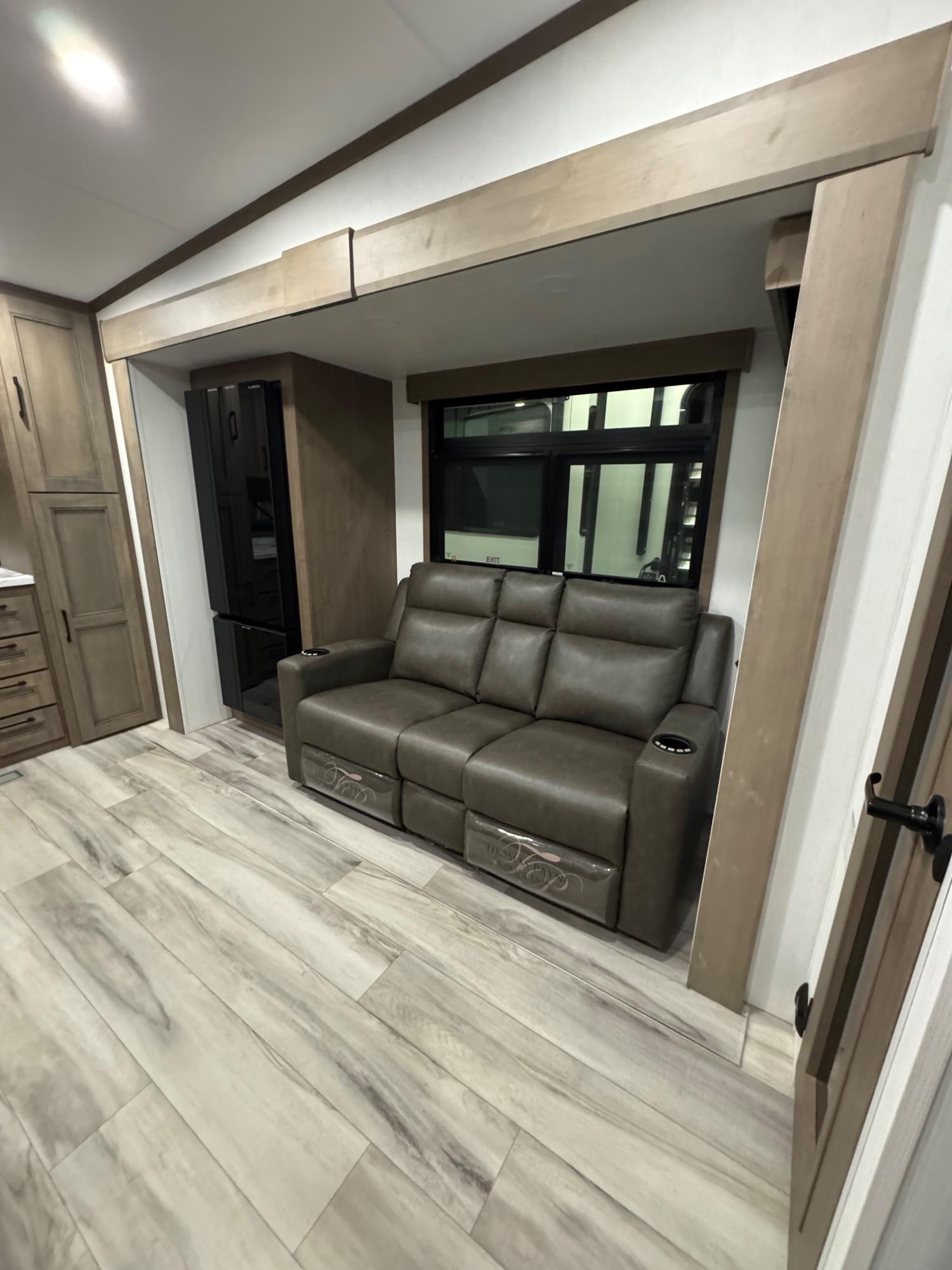 2026 KZ RV 2026 KZ RV Durango Half Ton - thumbnail 11