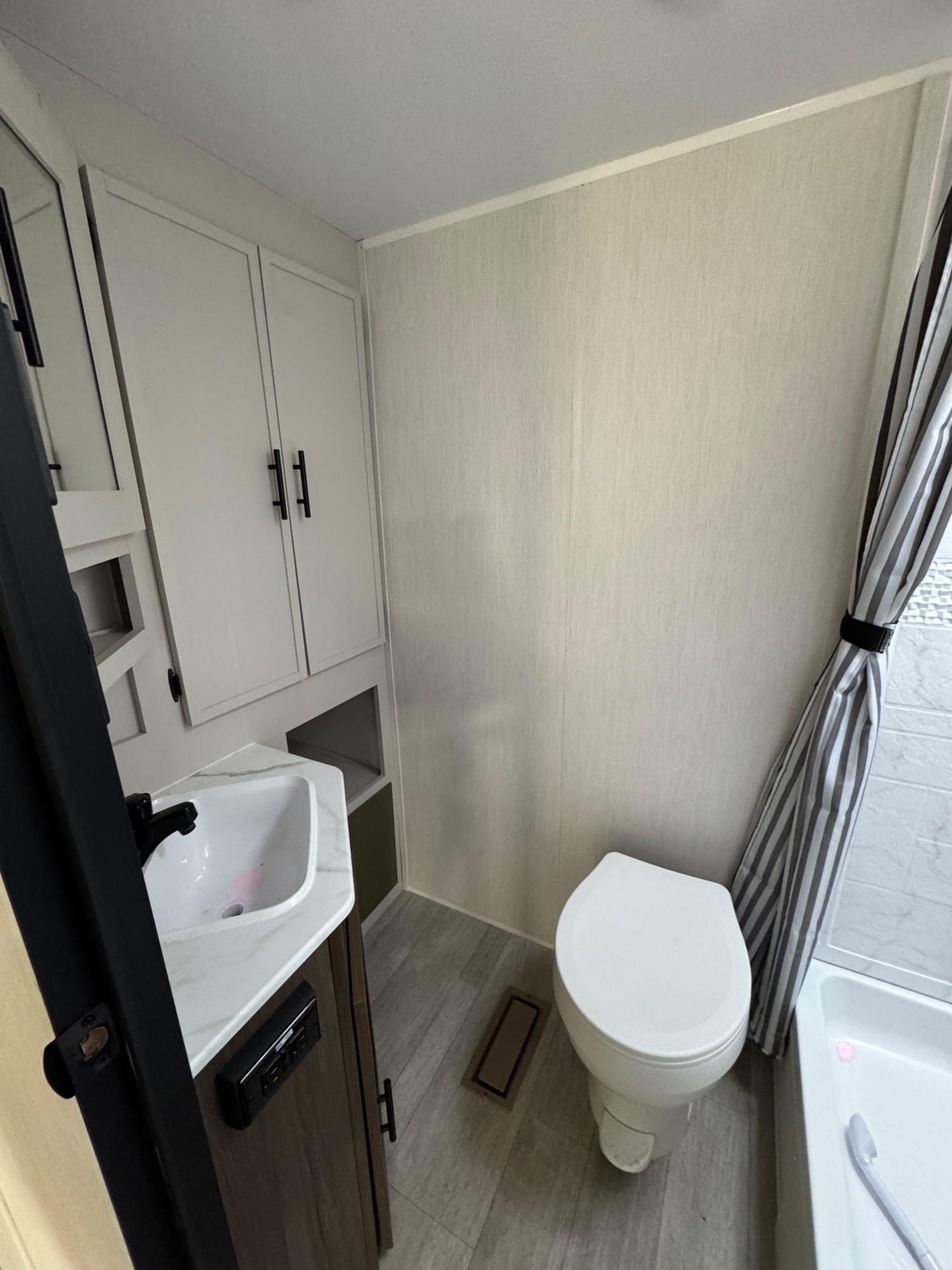 2026 Prime Time RV 2026 Prime Time RV Avenger - thumbnail 14