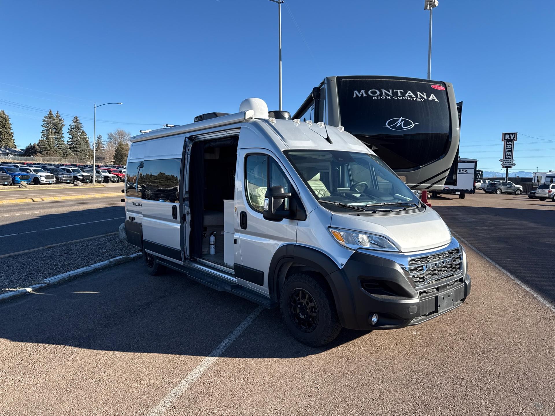 2026 Thor Motor Coach 2026 Thor Motor Coach Chateau - thumbnail 16