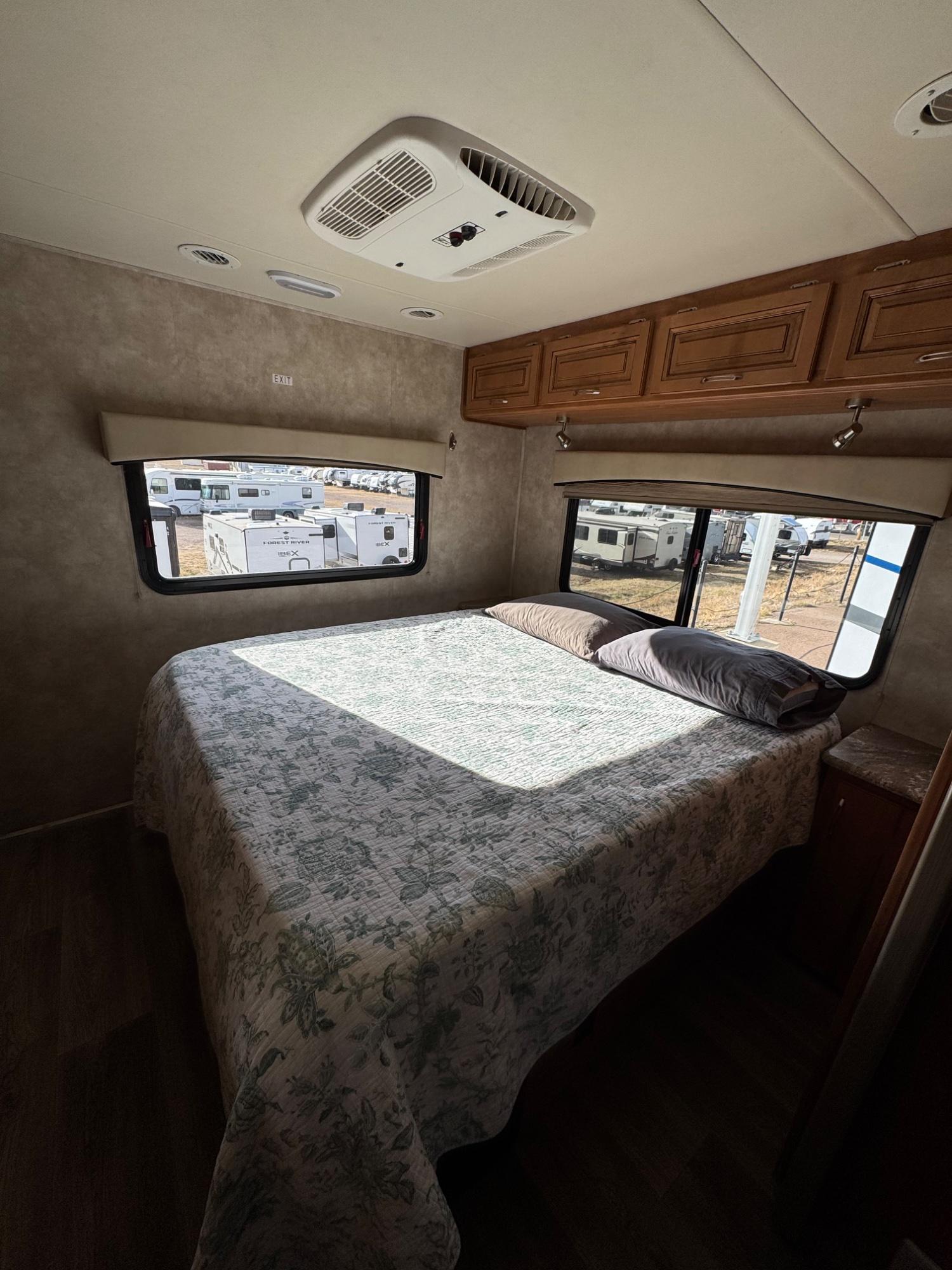 2017 NeXus RV 2017 NeXus RV Phantom - thumbnail 13