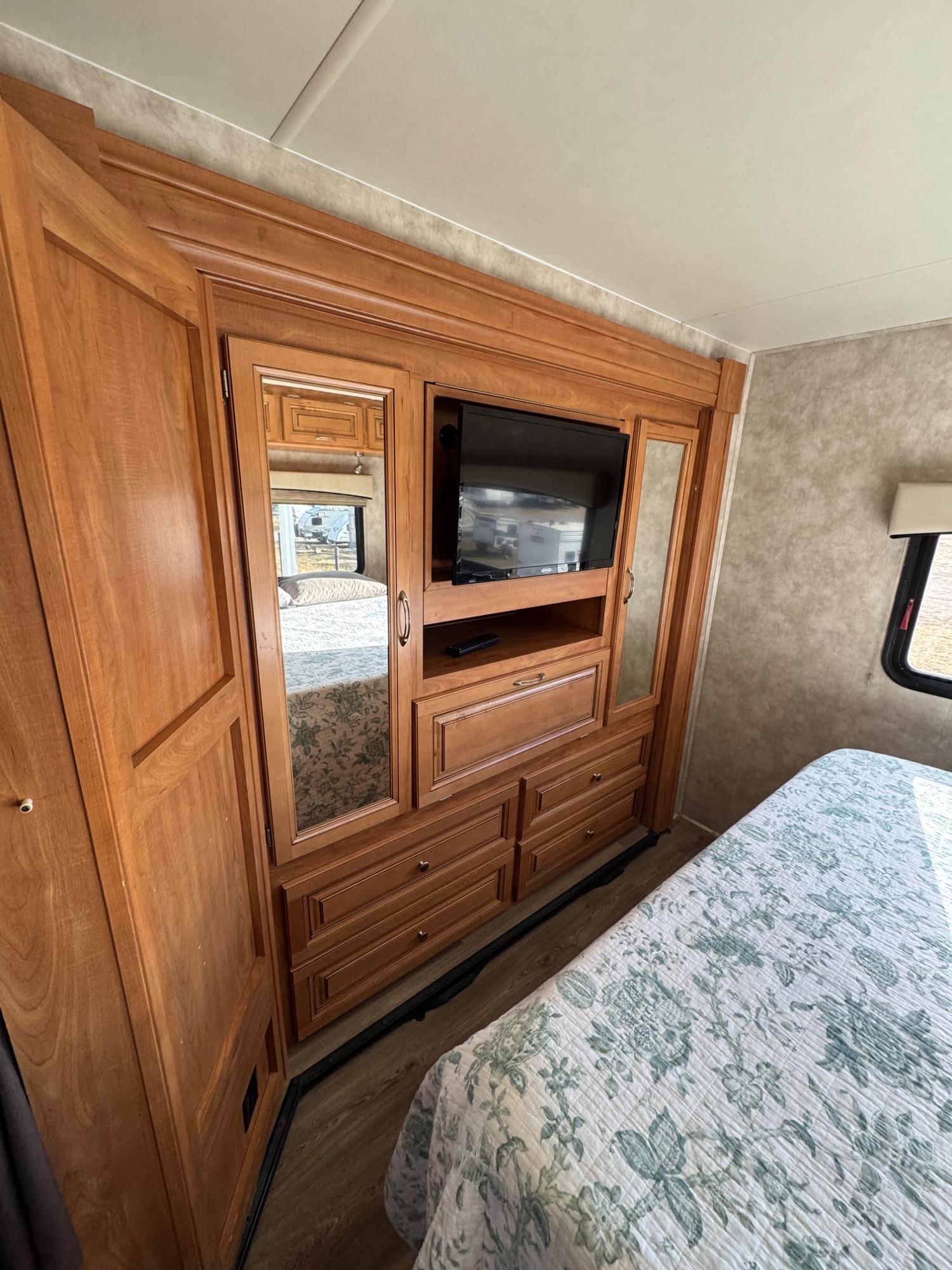 2017 NeXus RV 2017 NeXus RV Phantom - thumbnail 14