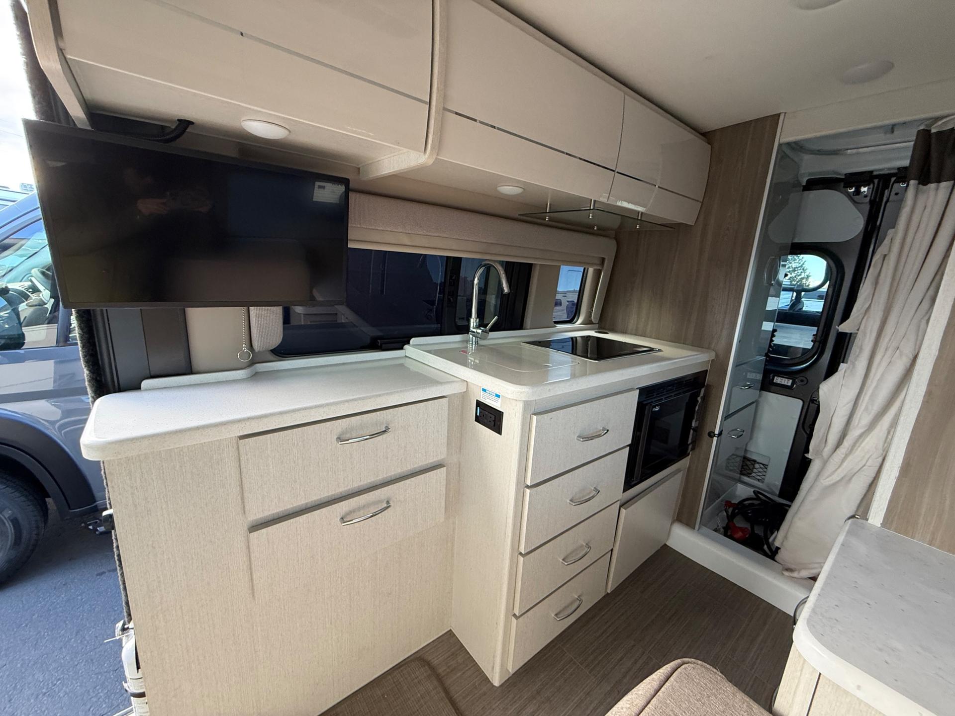 2023 Thor Motor Coach 2023 Thor Motor Coach Tellaro - thumbnail 16