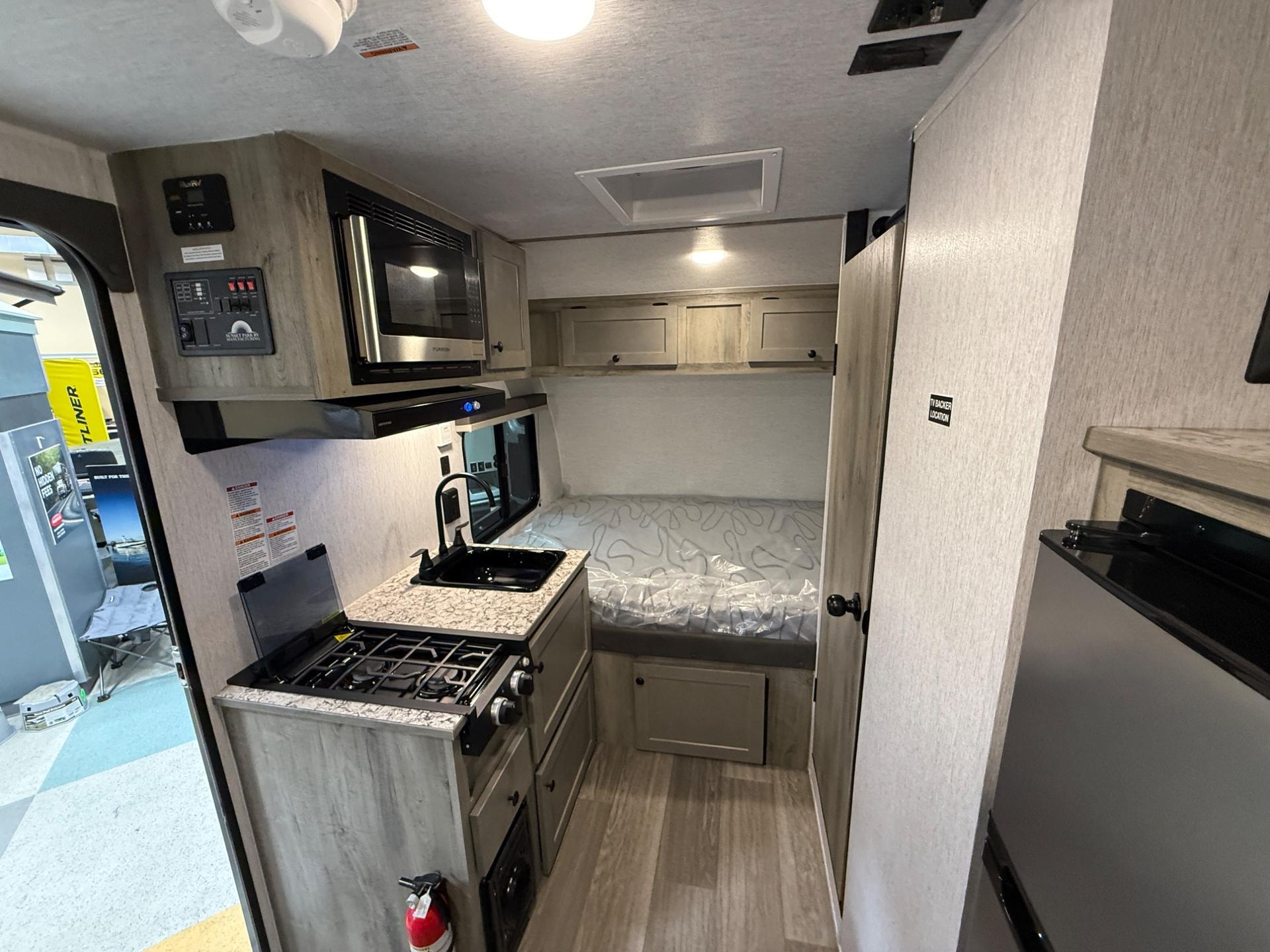 2026 Sunset Park RV Manufacturing 2026 Sunset Park RV Manufacturing Sunray - thumbnail 18