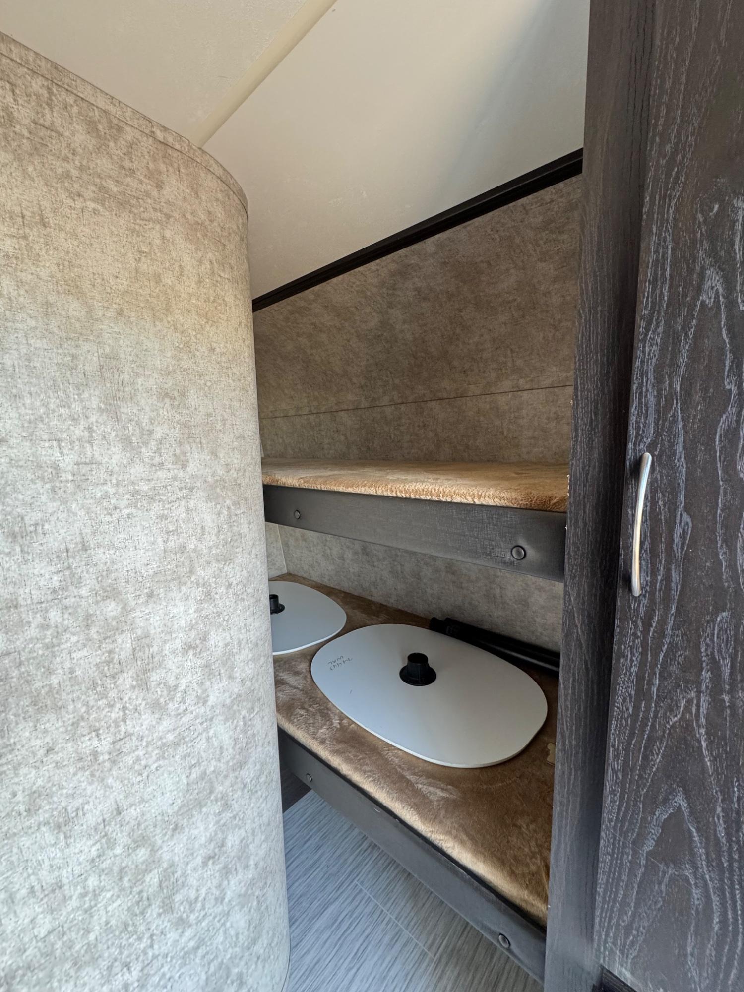 2018 Highland Ridge 2018 Highland Ridge Highlander - thumbnail 9