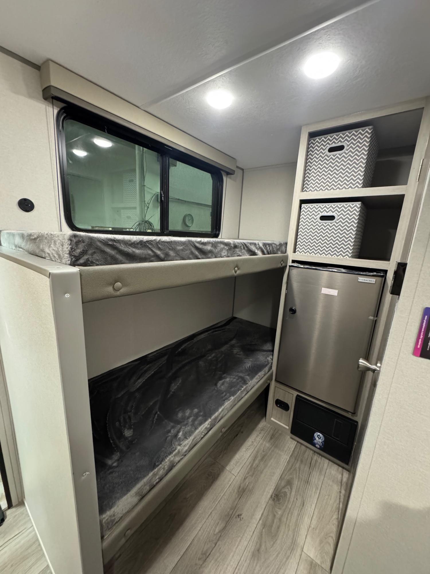 2026 Coachmen 2026 Coachmen Catalina Summit Series 7 - thumbnail 7