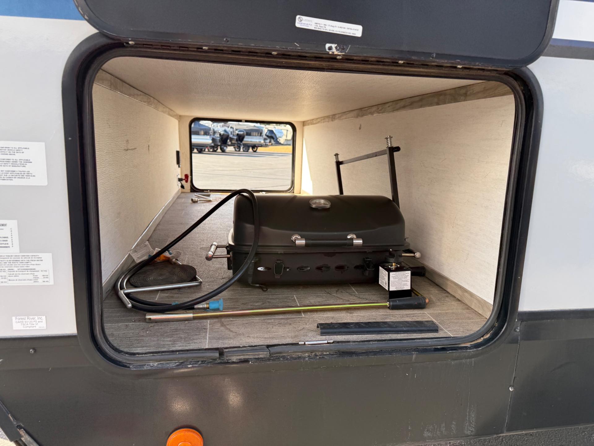 2022 Cherokee 2022 Cherokee Alpha Wolf - thumbnail 6