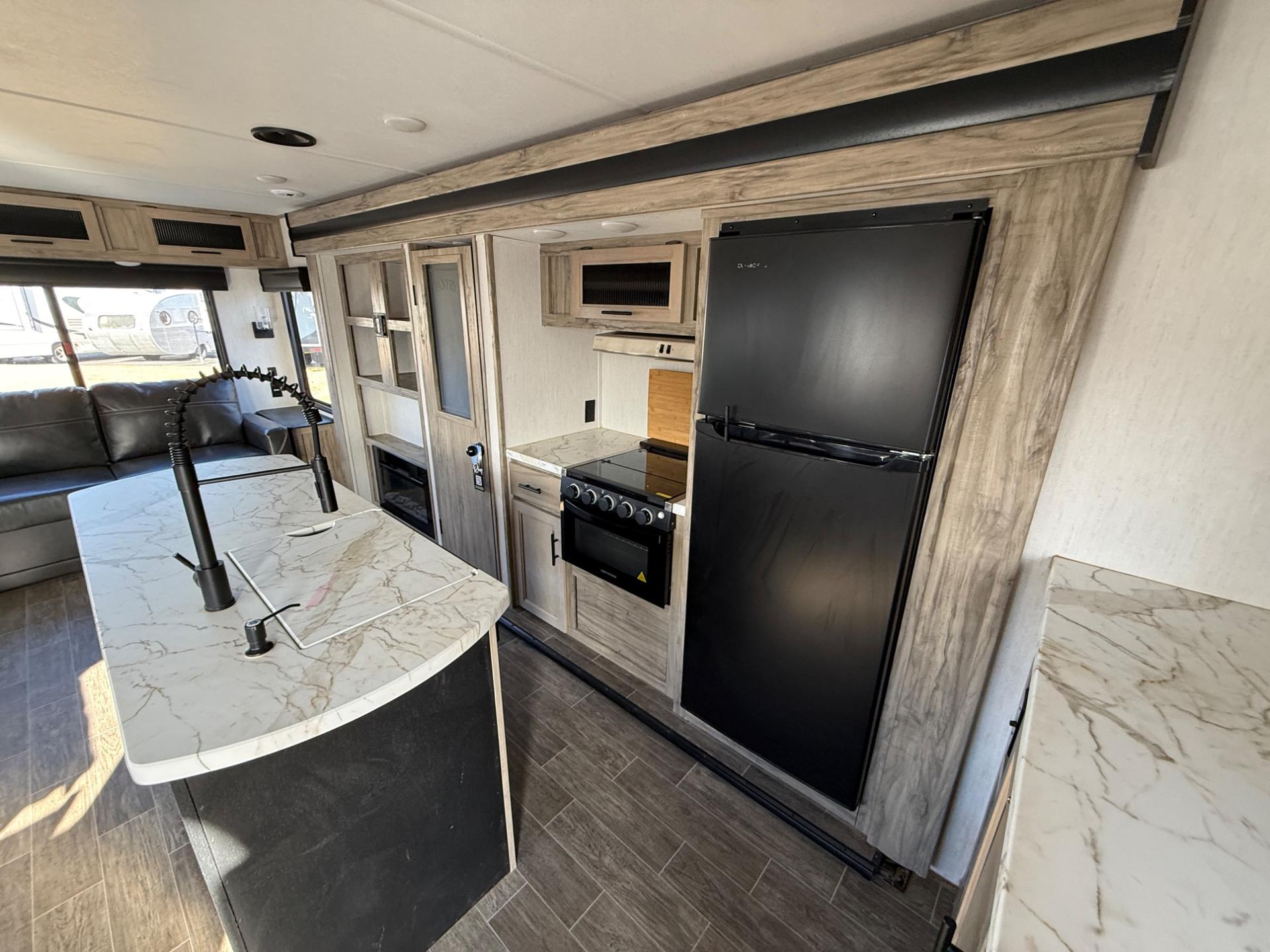 2022 Cherokee 2022 Cherokee Alpha Wolf - thumbnail 18